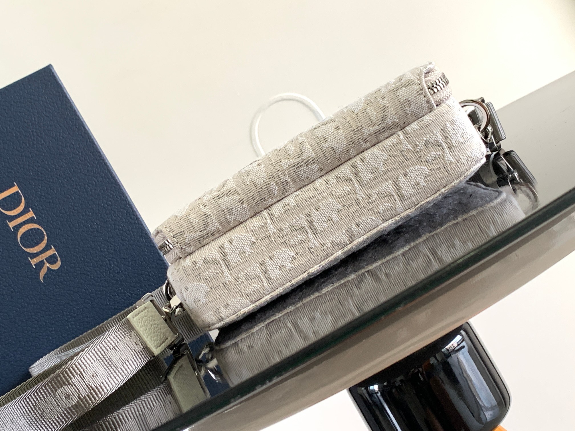 D*or essentials bag-17*12.5cm