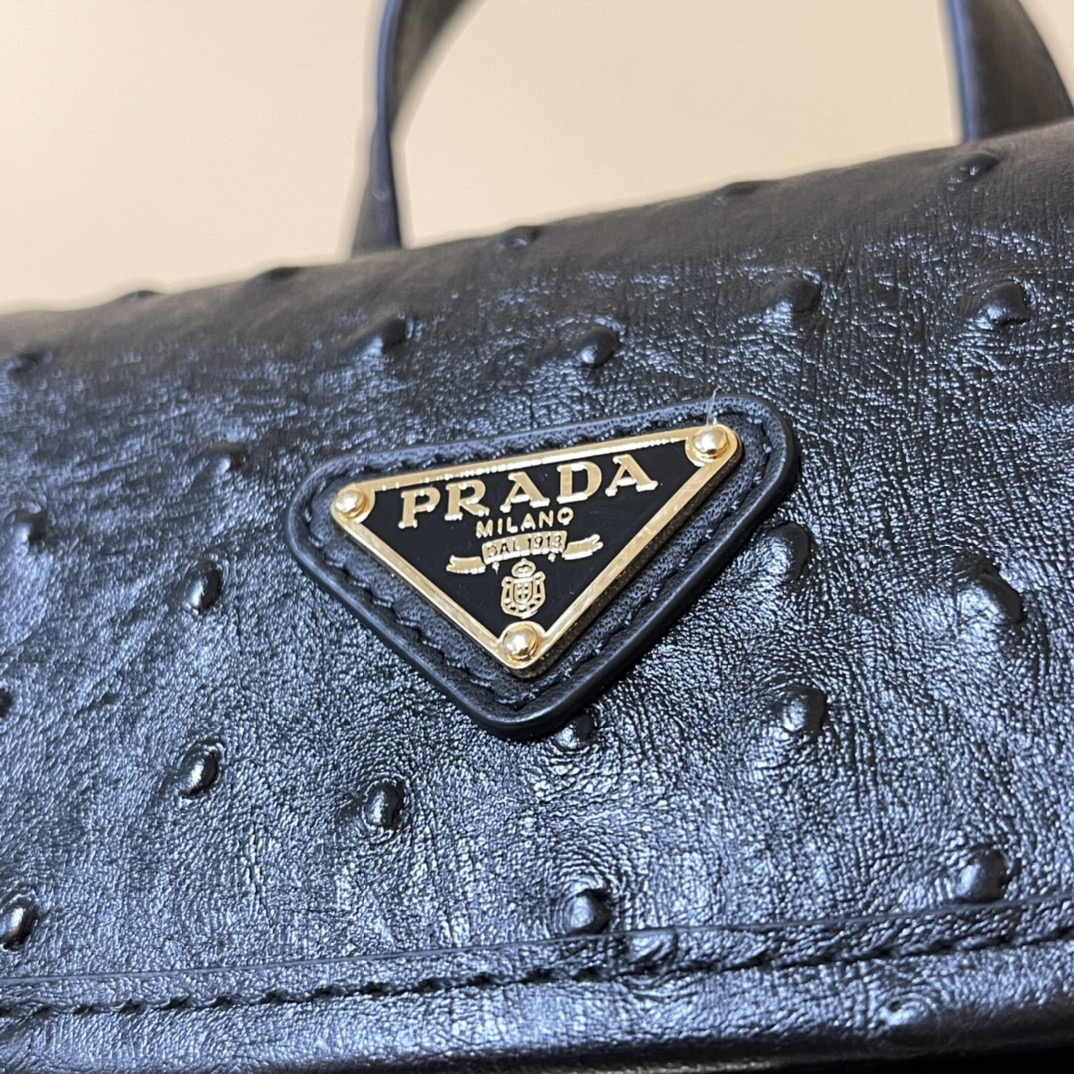Pra*a backpack 1bz074 -20.5×25×11.5cm