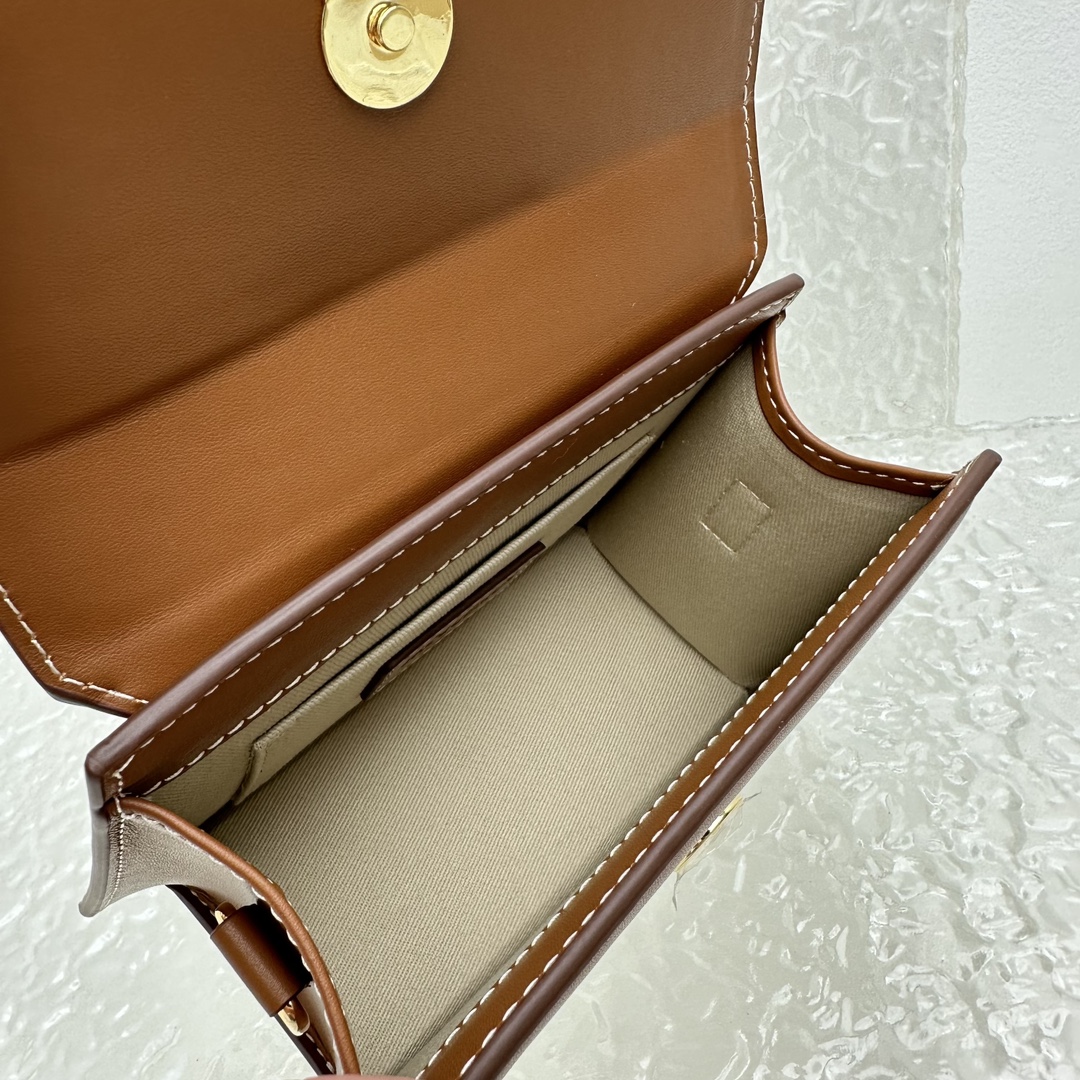 Ja*qvemvs classic bag-18x15.5x8cm