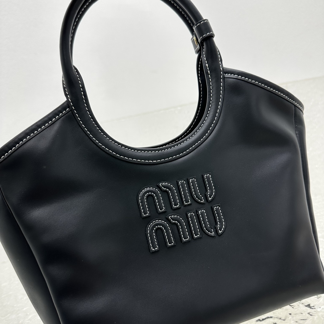 M*um*u hobo bag-22*11*14cm