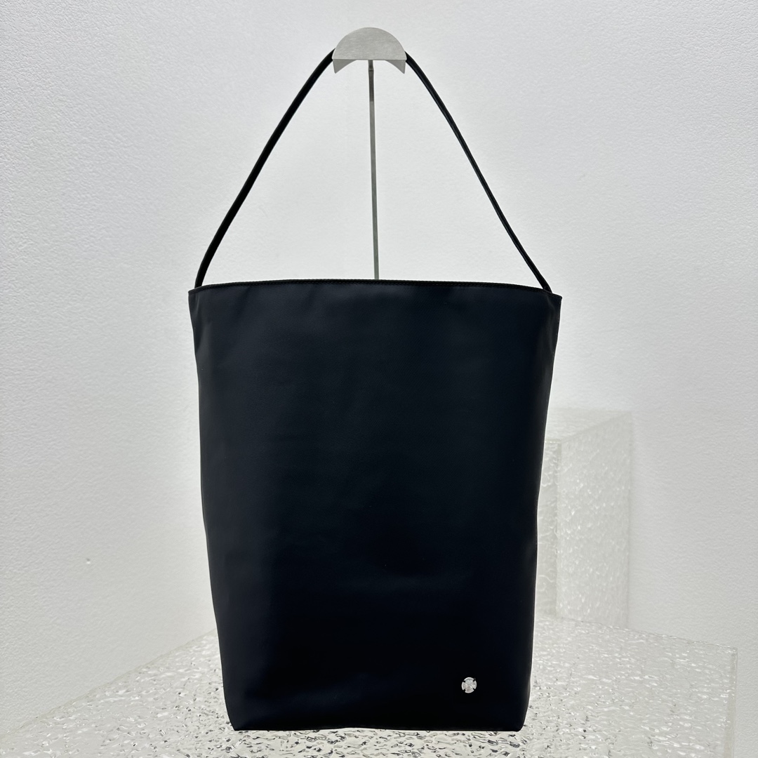 The R0w park tote-23*21*36cm