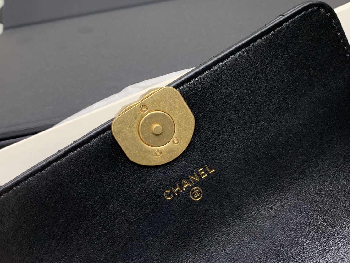 Ch@nel Phone Bag-