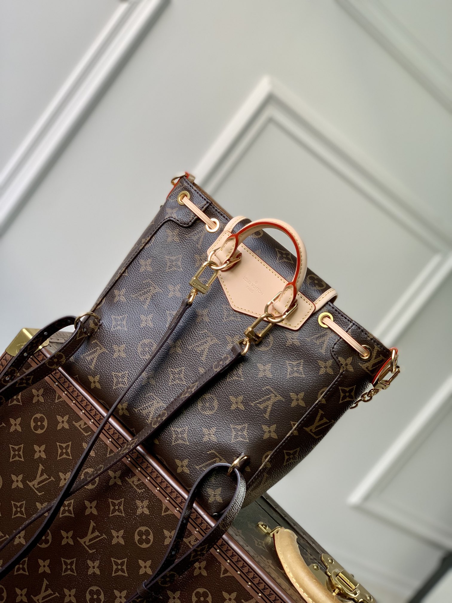 l0*is V*t0n backpack m46932-21*23*10cm