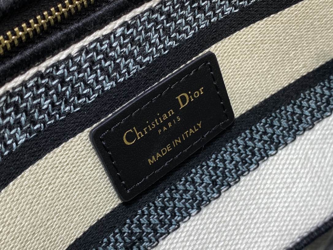 lady D*or handle bag-24cm