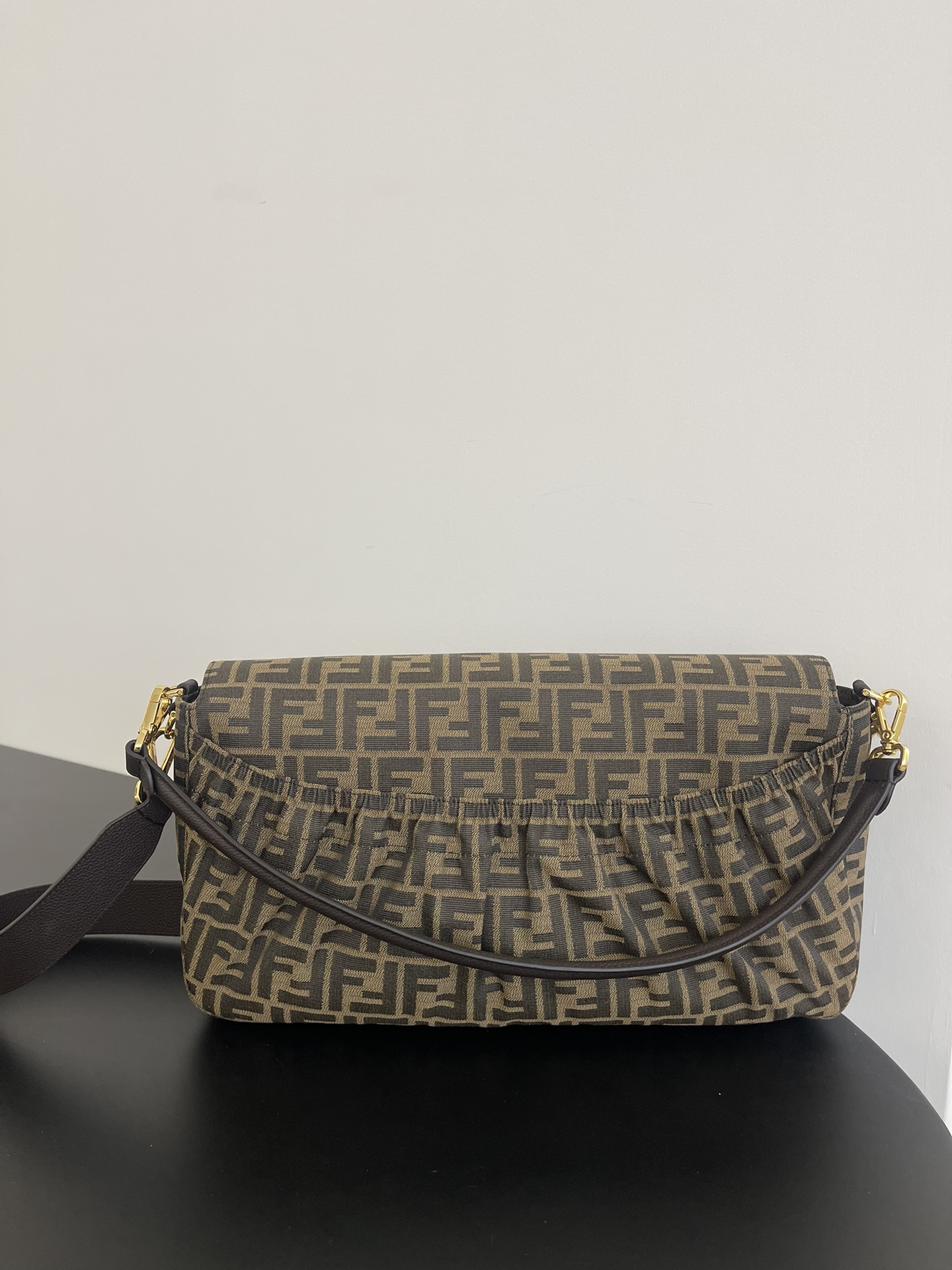 F**di large baguette bag-40x8x22cm
