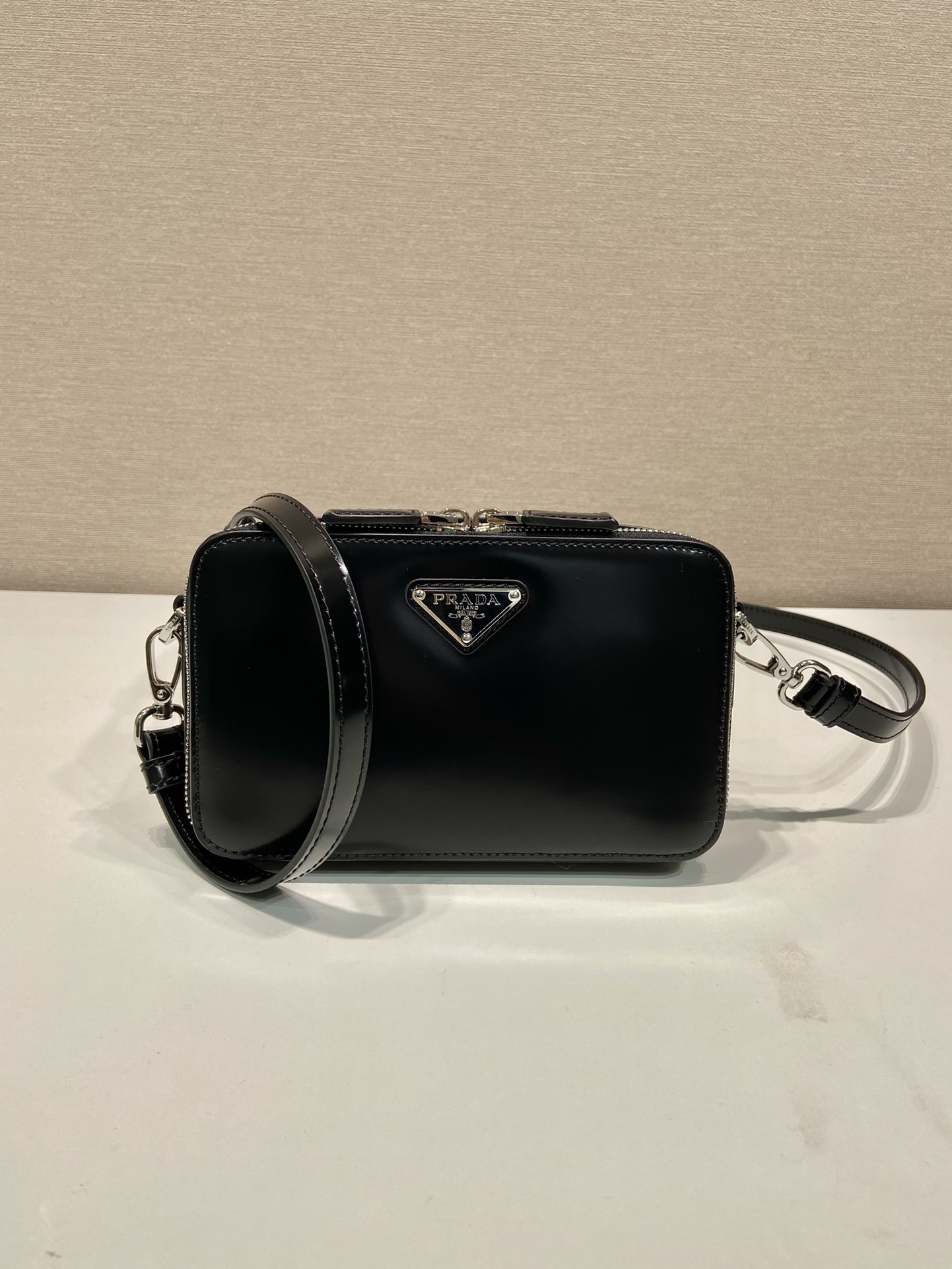 Pra*a brique 2vh173 bag19*11.5*3.5cm