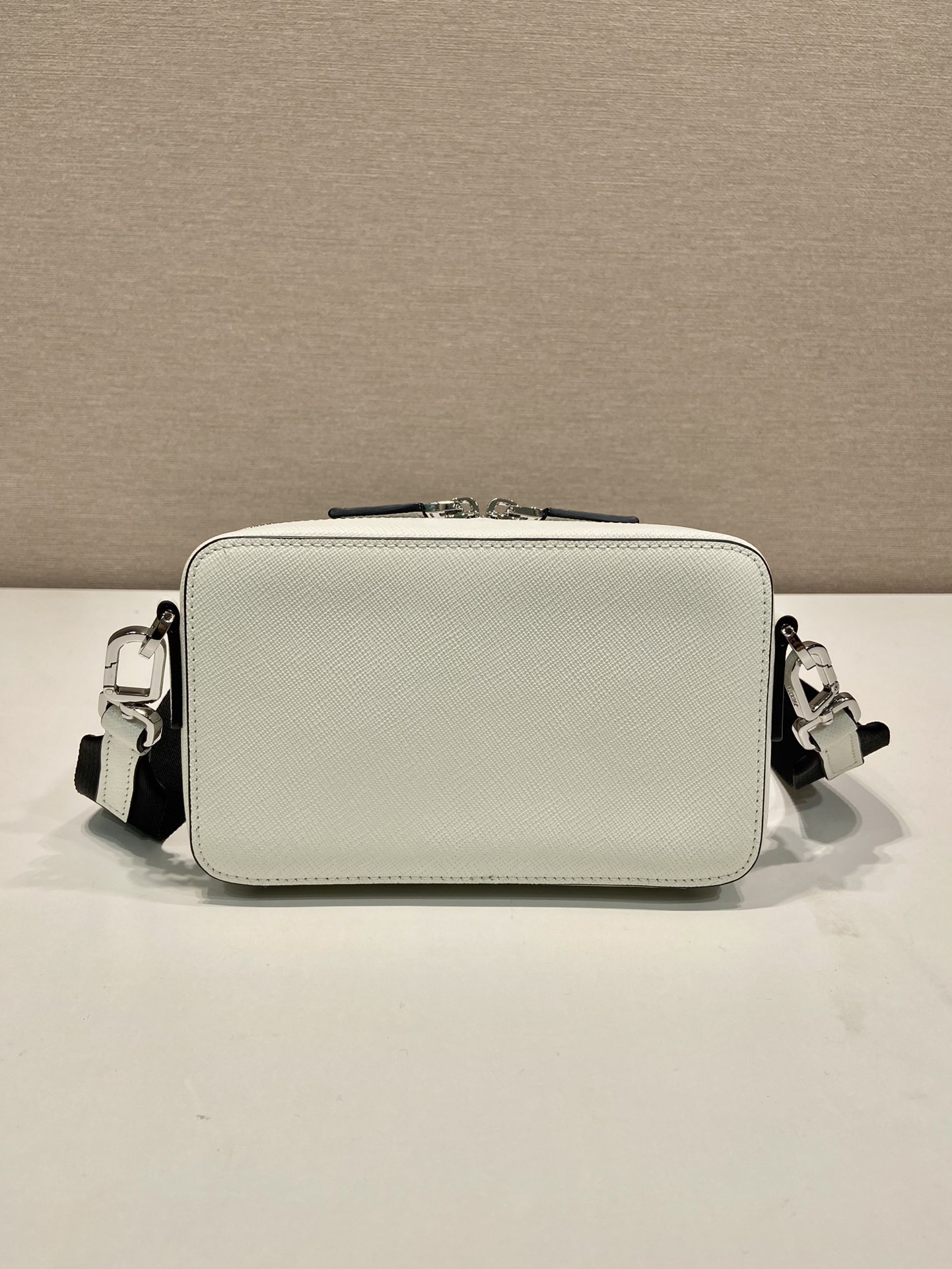 Pra*a brique 2vh173 bag19*11.5*3.5cm