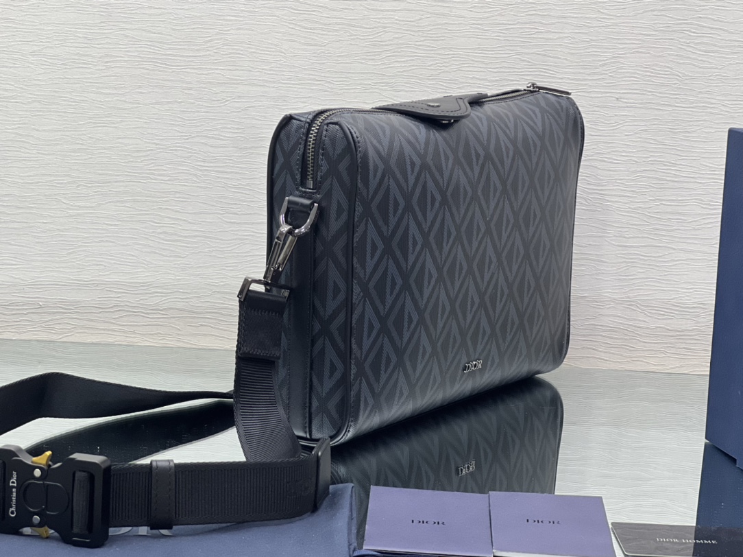 Dio Lingot Bag-29.5 x 21.5 x 7CM