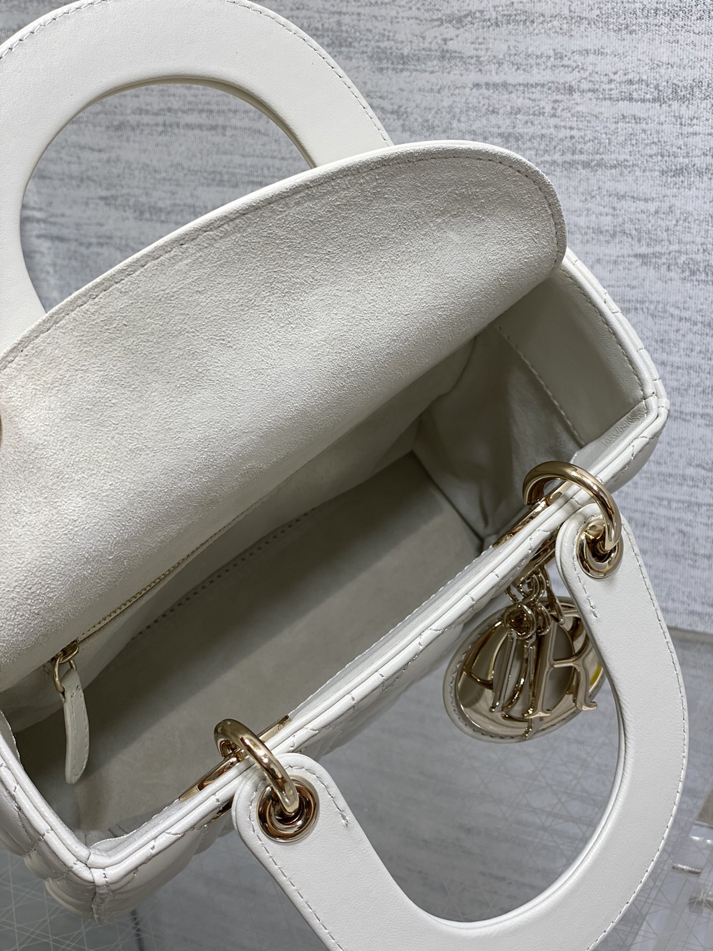 lady D*or bag-gold hardware-20*16.5*8cm