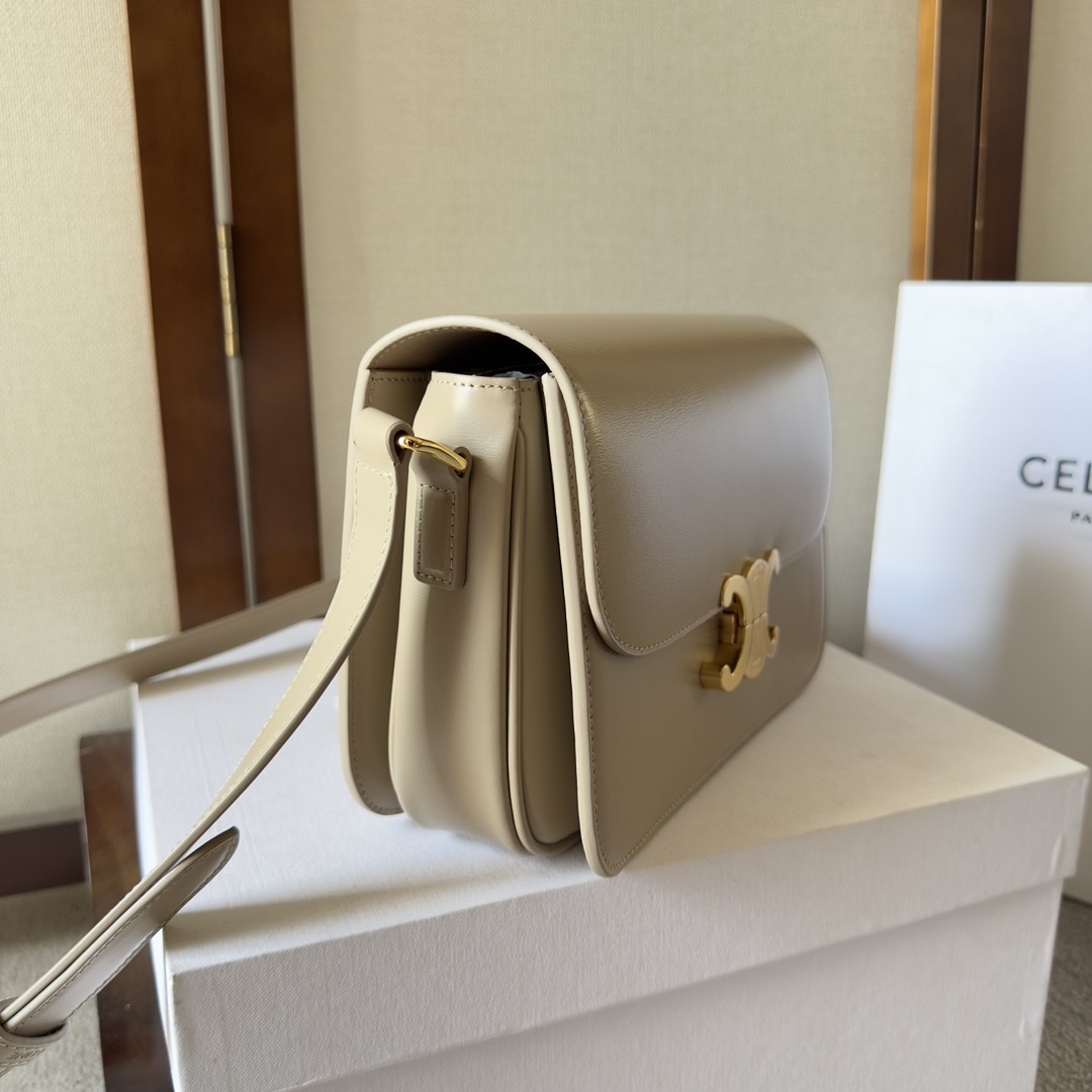 Celin Triomphe Shoulder Bag-22.5x16.5x7.5CM