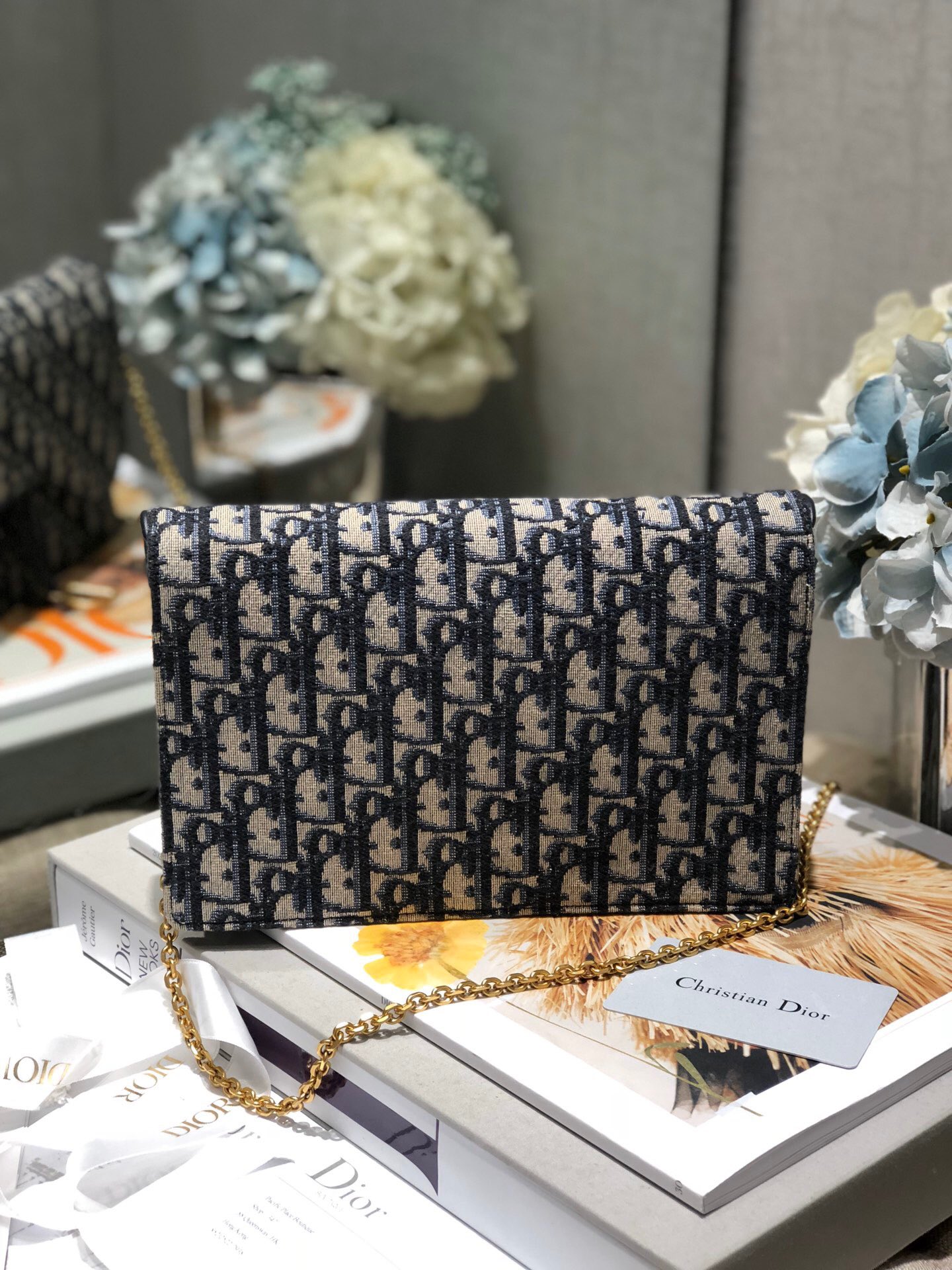 D*or wallet on chain-22cm