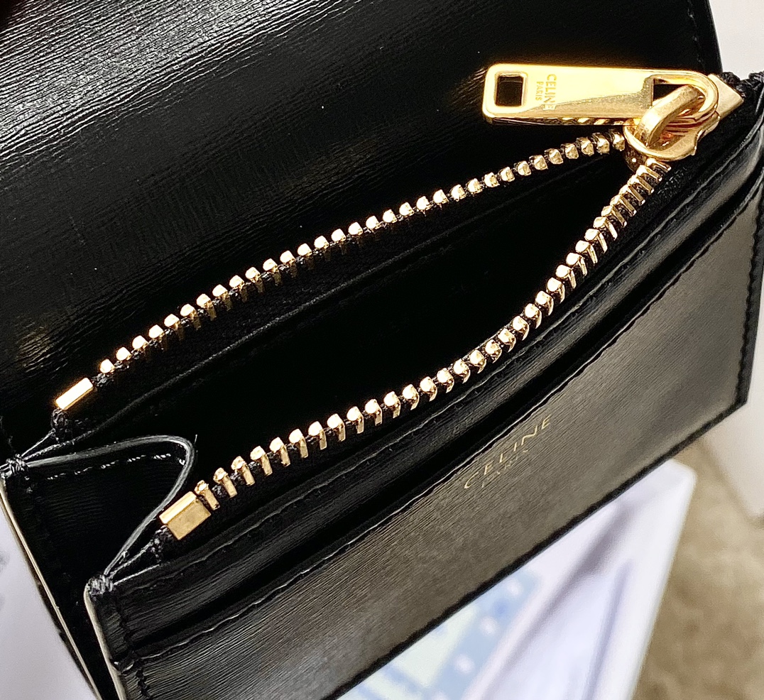 Ce**e wallet-9.5* 7.5* 3cm
