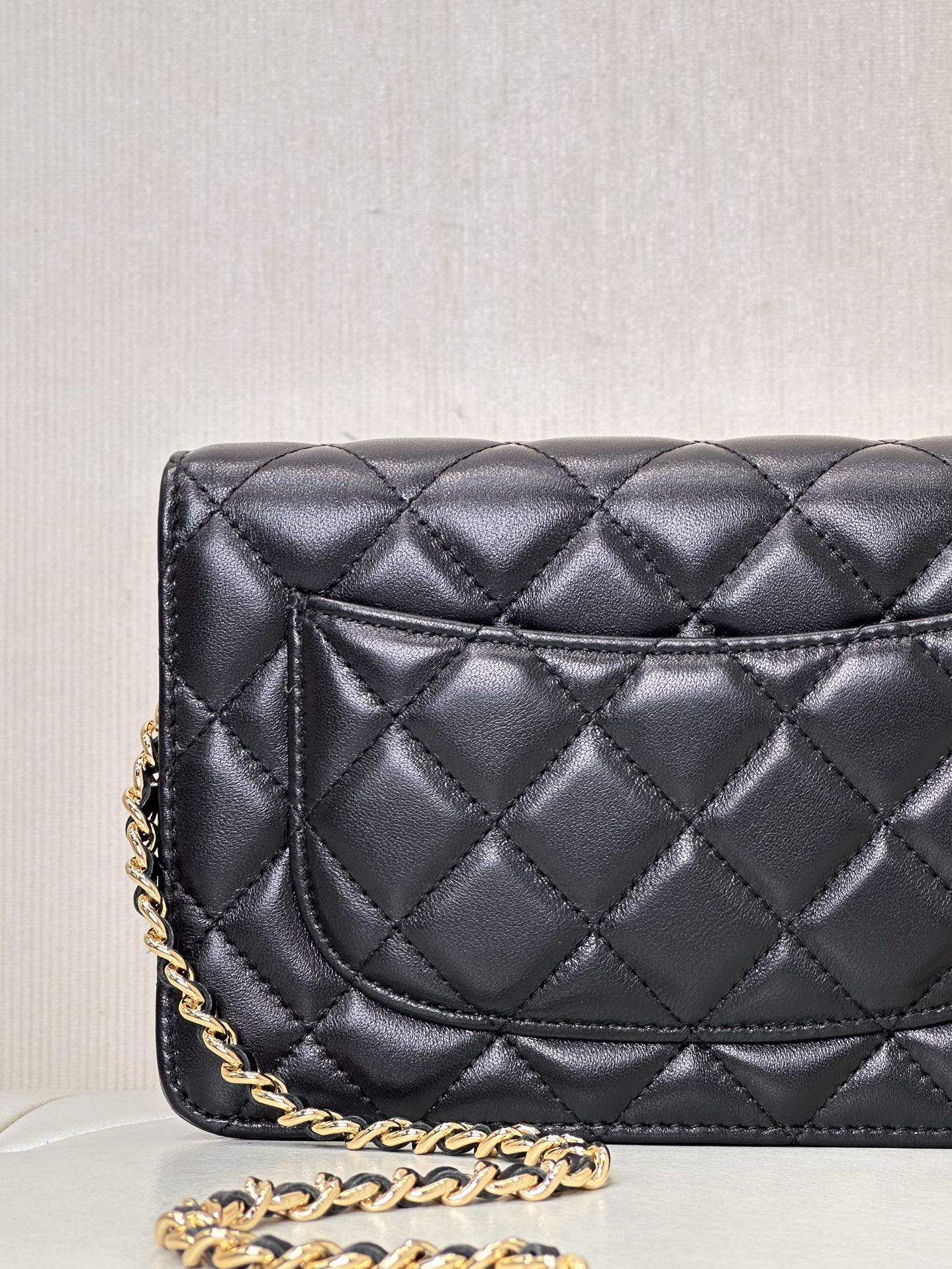 Ch@nel Wallet On Chain-Lambskin Leather-Gold Hardware-19*12*3.5CM