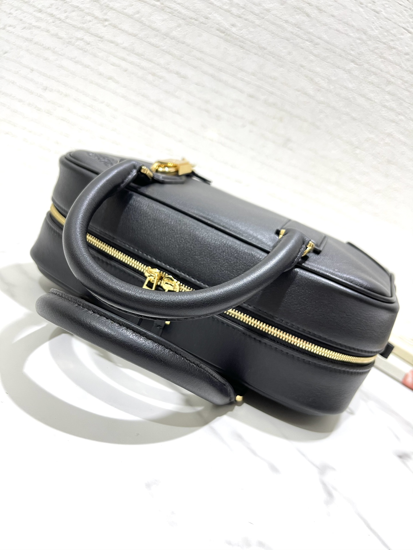 L0ew* amazon bag-23*16*10cm