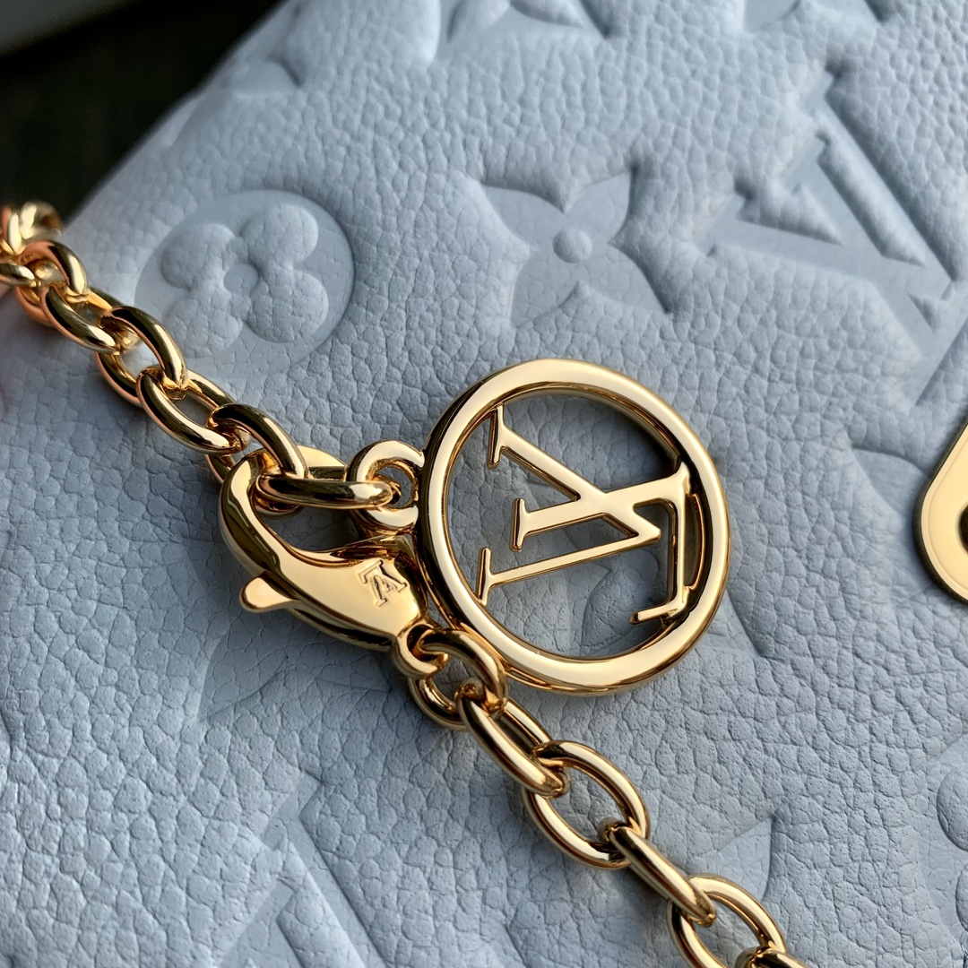 l0*is V*t0n wallet on chain metis-m83233 -22*15*5.5cm