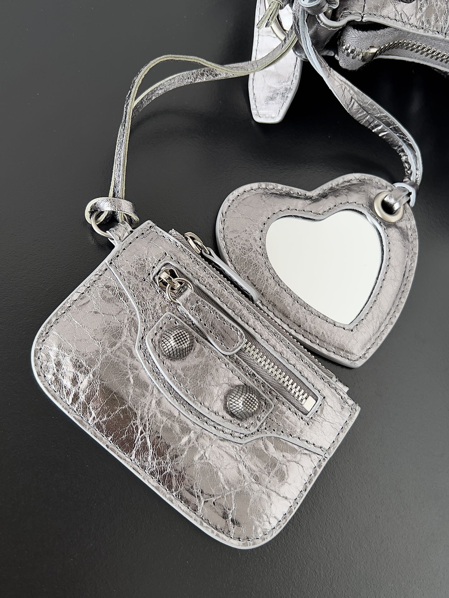 Balenciag Le Cagole Handbags-26x13x18CM