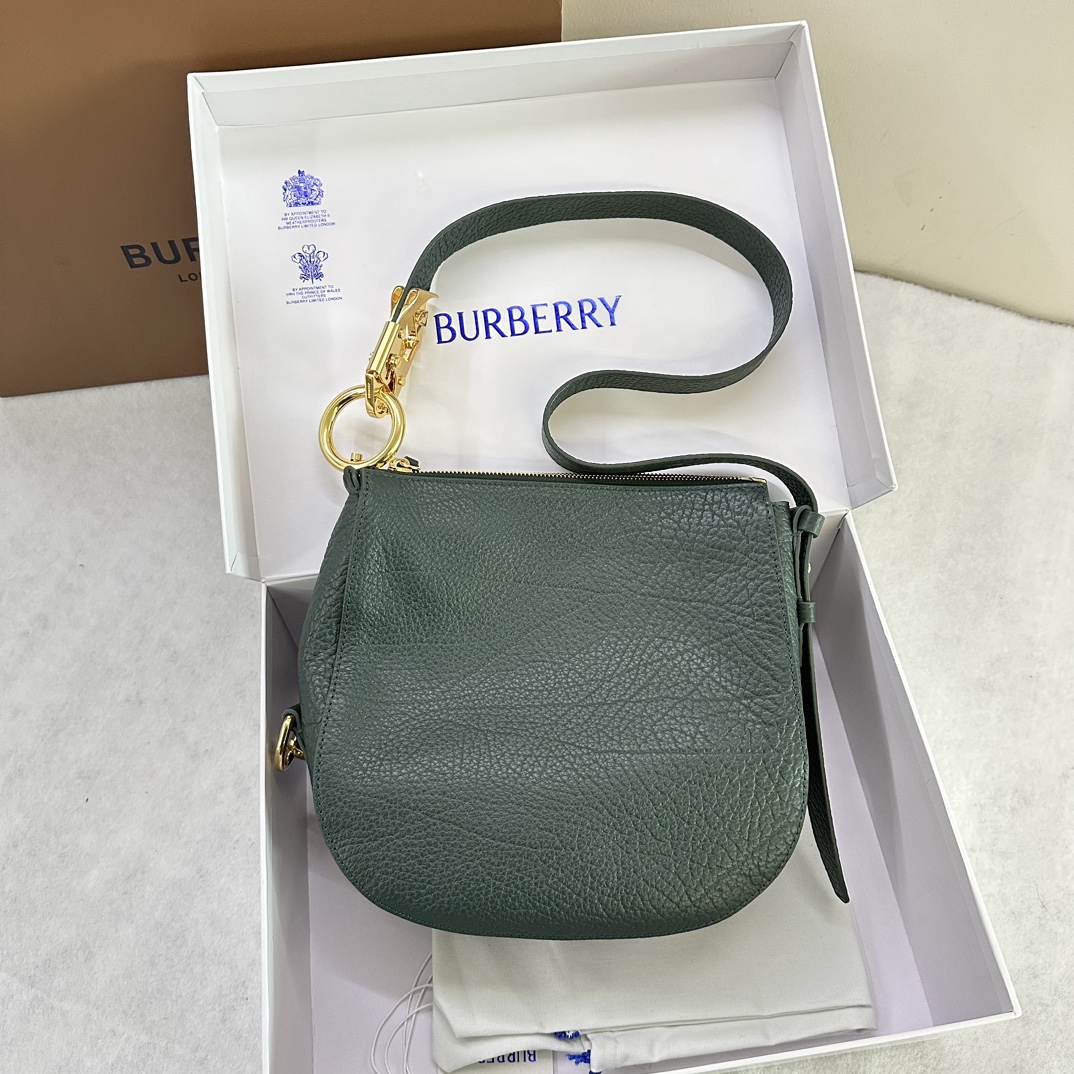 B**rry knight bag-24 x 8 x 23cm