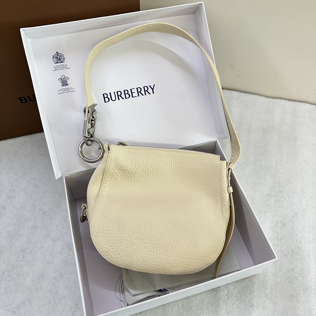 B**rry knight bag-24 x 8 x 23cm