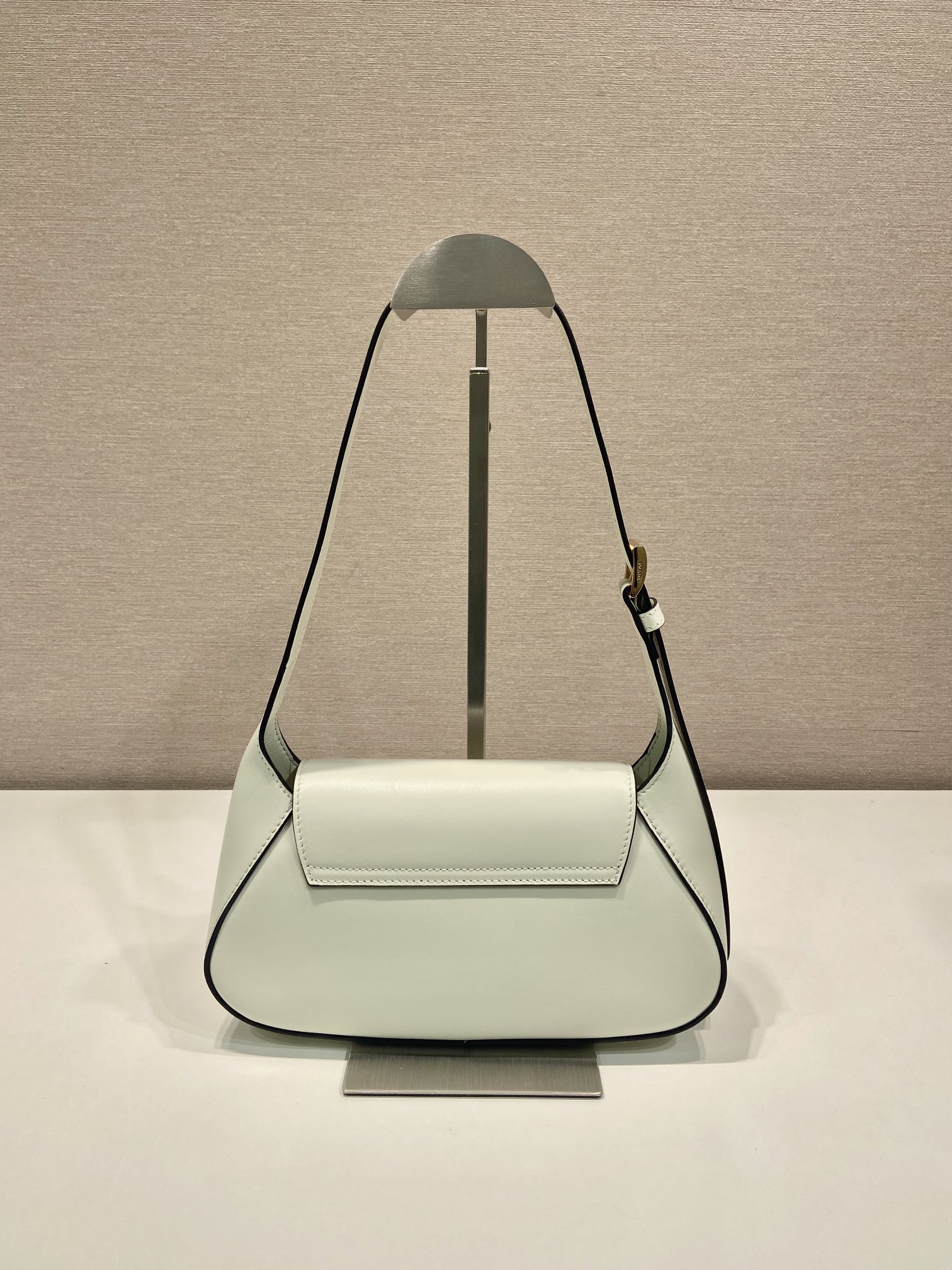 Pra*a crossbody bag 1bd358-24*15*5cm