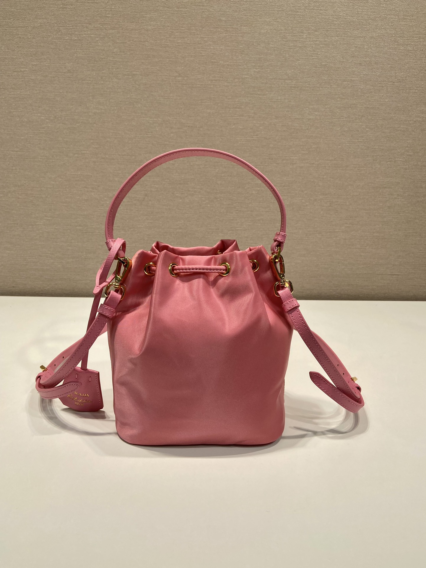 Pra*a 1be067 bucket bag-15.5*19.5*10cm