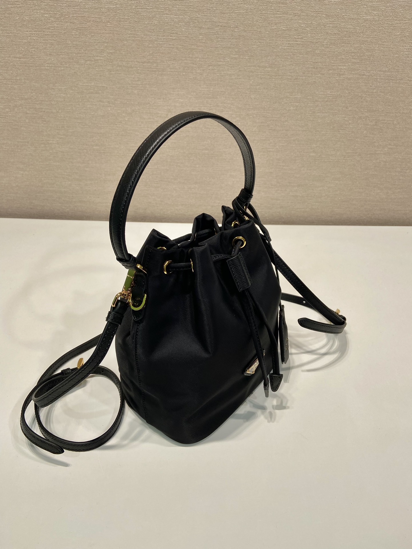 Pra*a 1be067 bucket bag-15.5*19.5*10cm