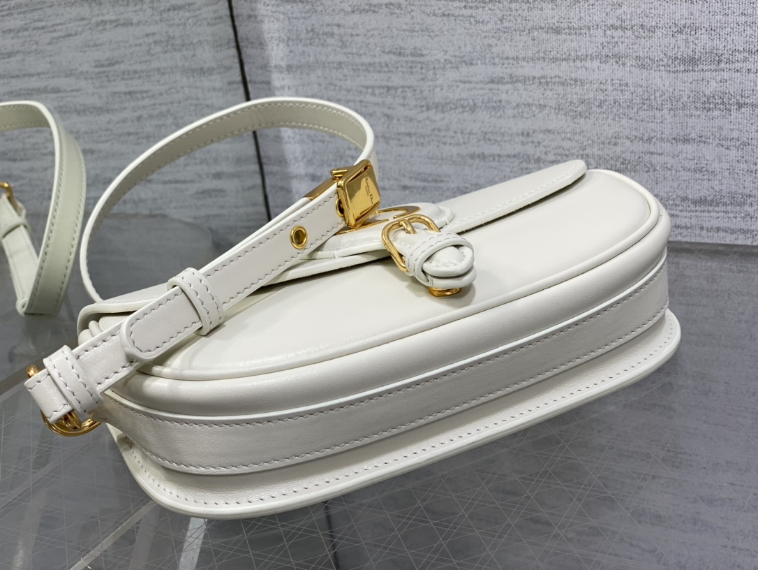 Di0r 30 Bobby Bag-21*5*12CM