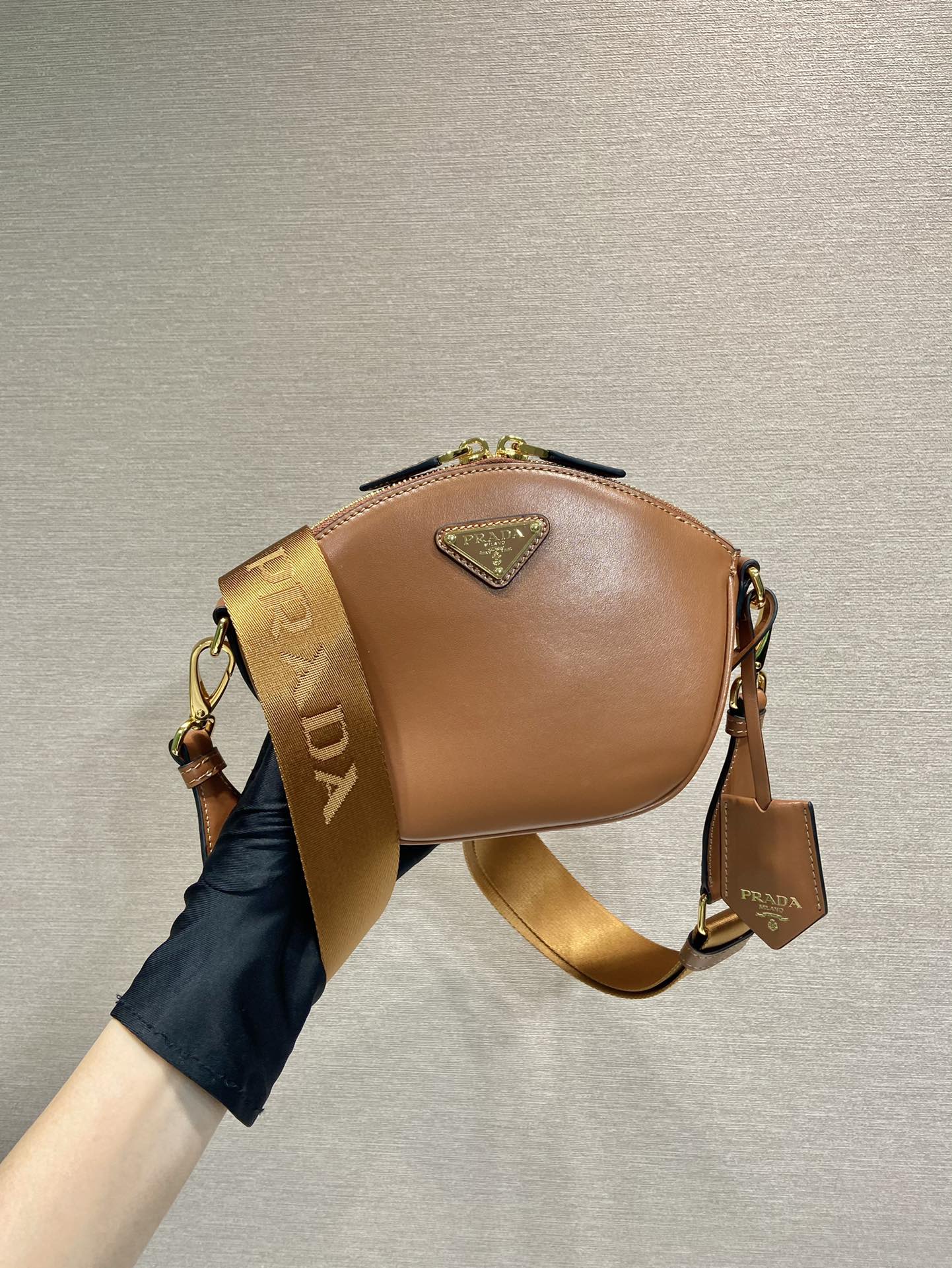 Pra*a 1bh212 crossbody bag-18*15*8cm