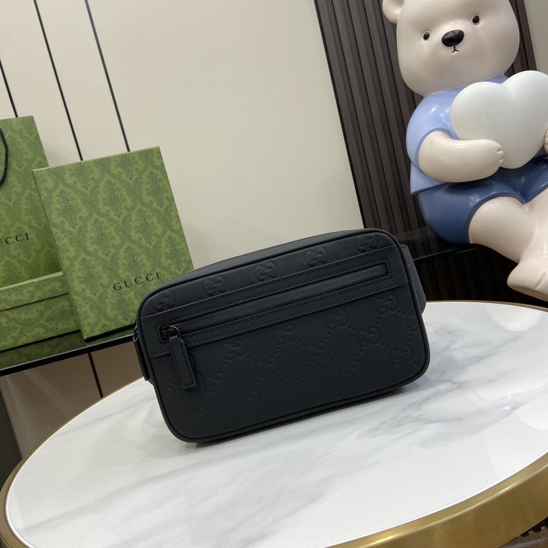 G*u*i waist bag-13*24*5cm