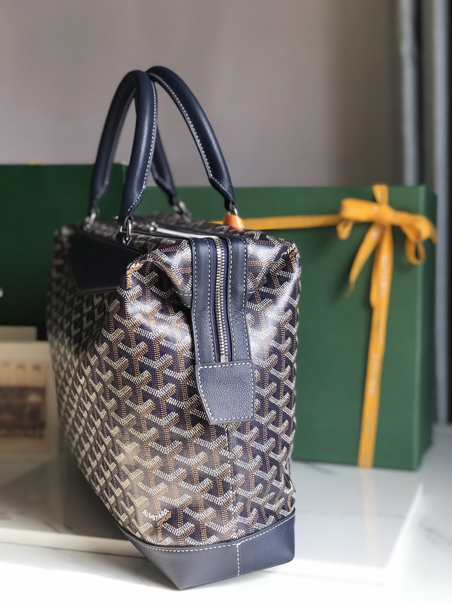 Go*ard cisalpin messenger bag-39*29*9cm