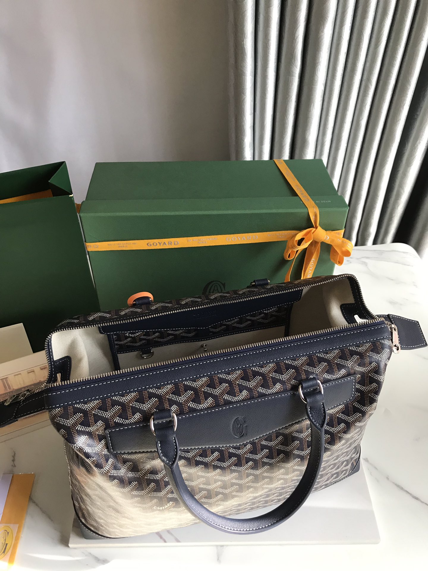 Go*ard cisalpin messenger bag-39*29*9cm