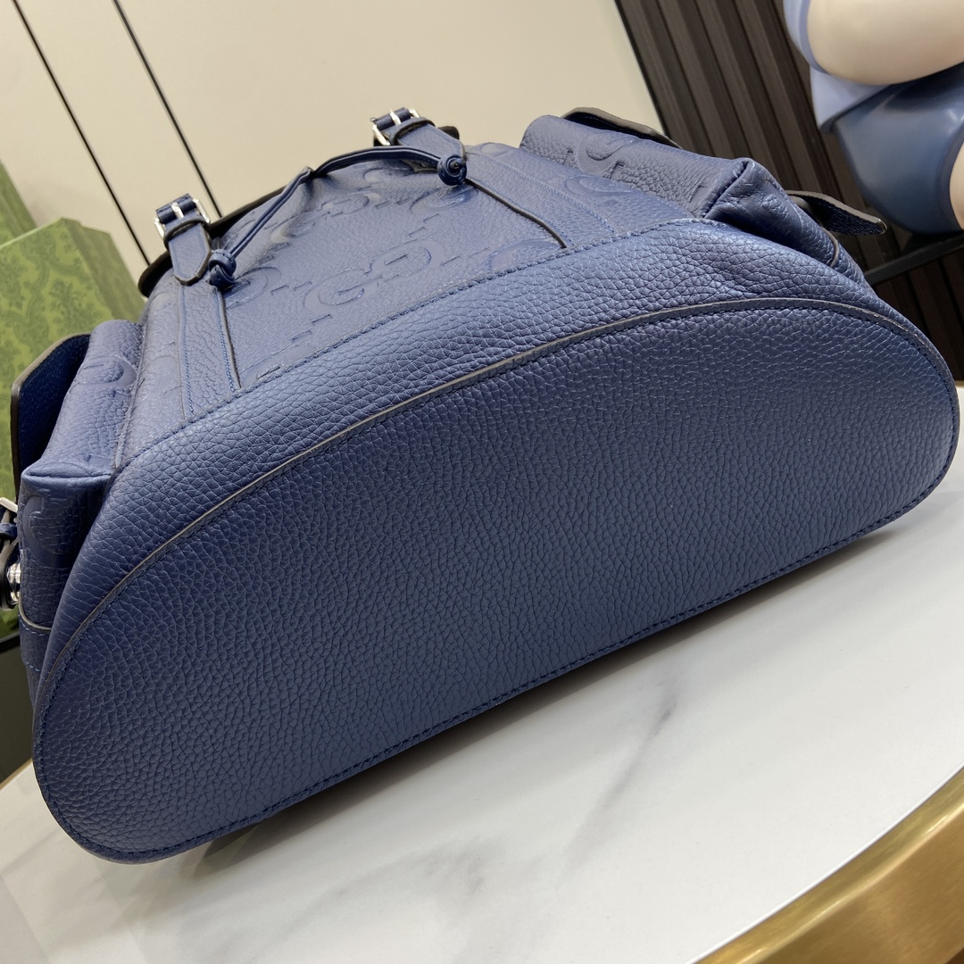G*u*i backpack-34*41*12cm