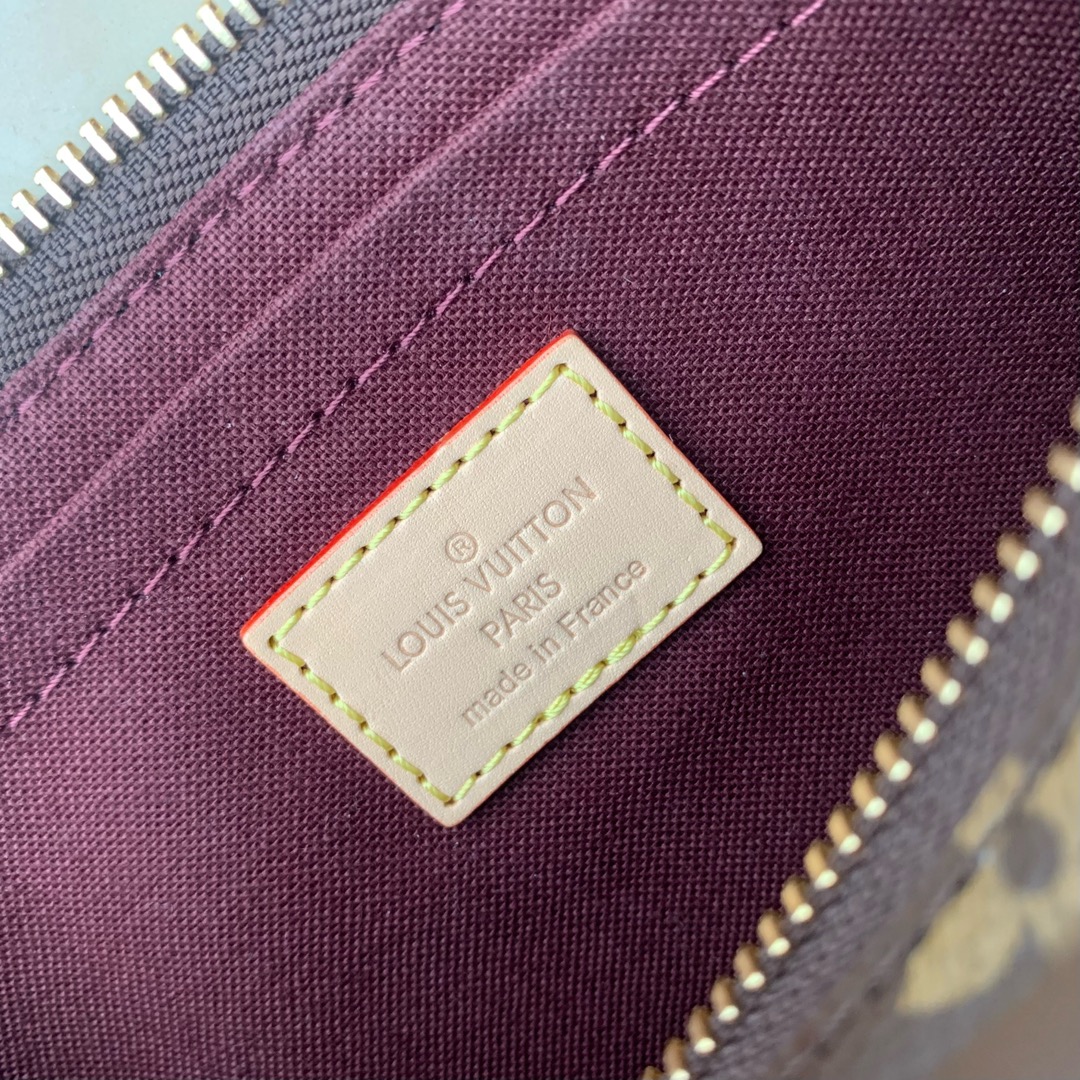 l0*is V*t0n vibe bag -m46999-25*15*8cm