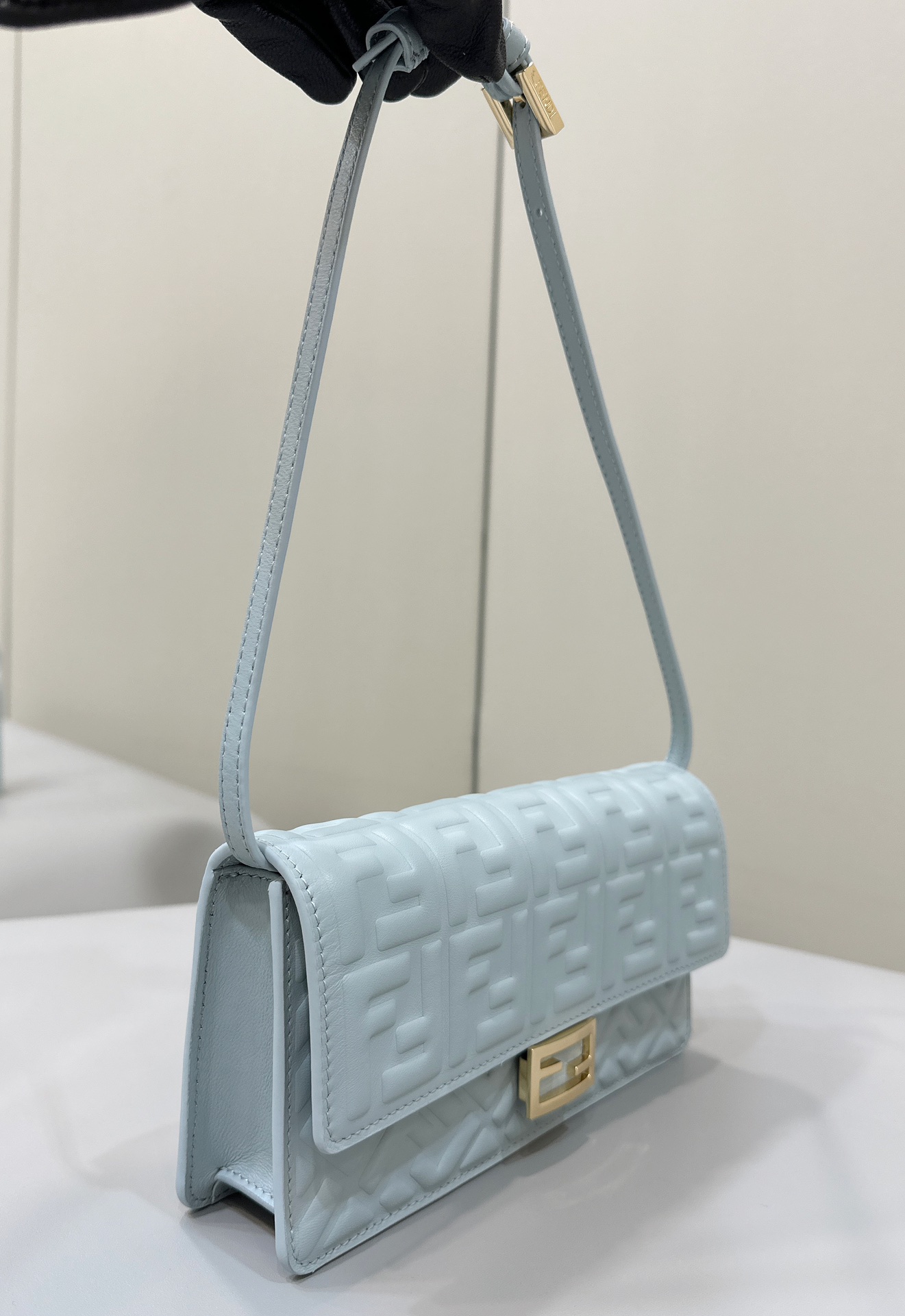 F**di baguette bag-21/5/11.5cm
