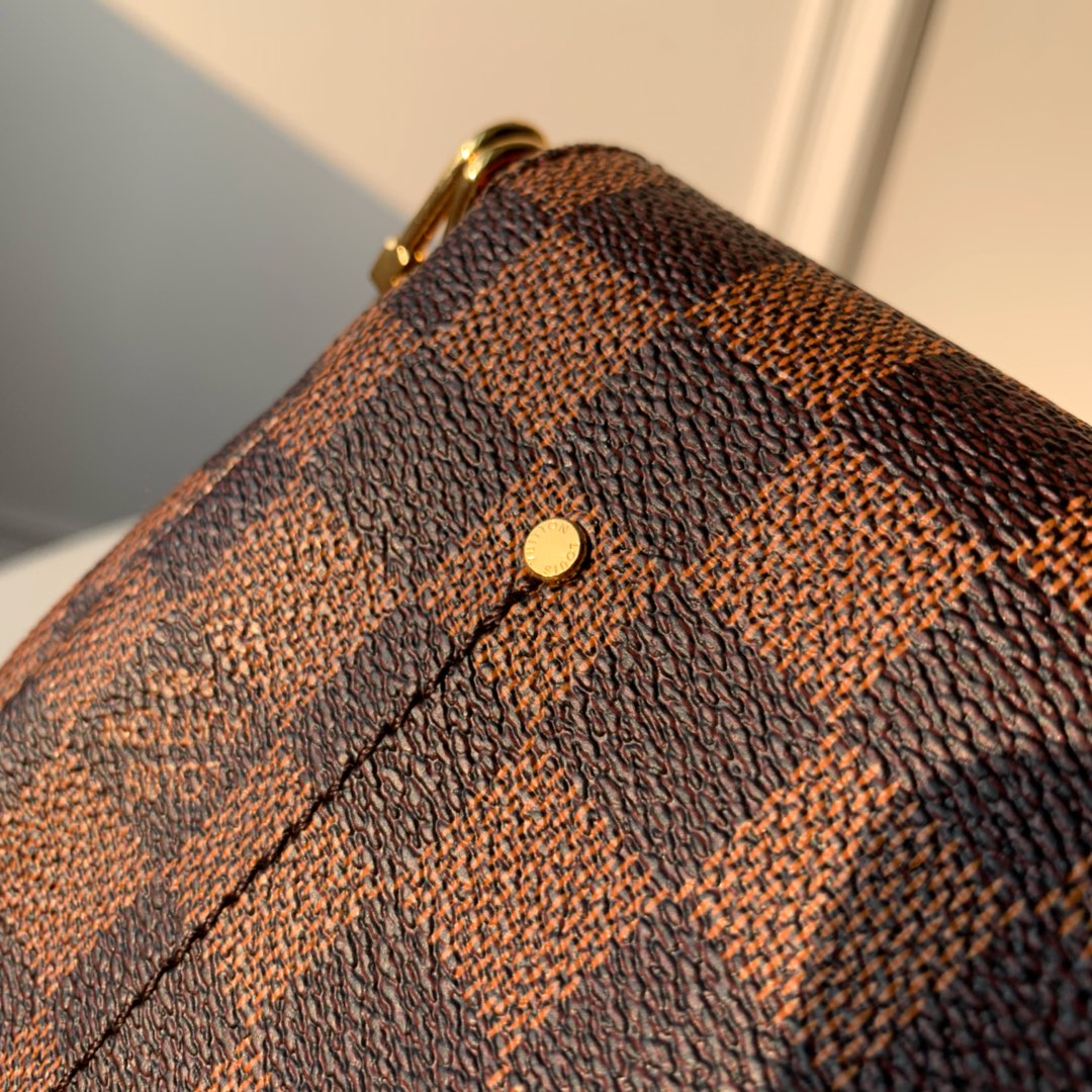 l0*is V*t0n favorite n41277-24*14*4cm