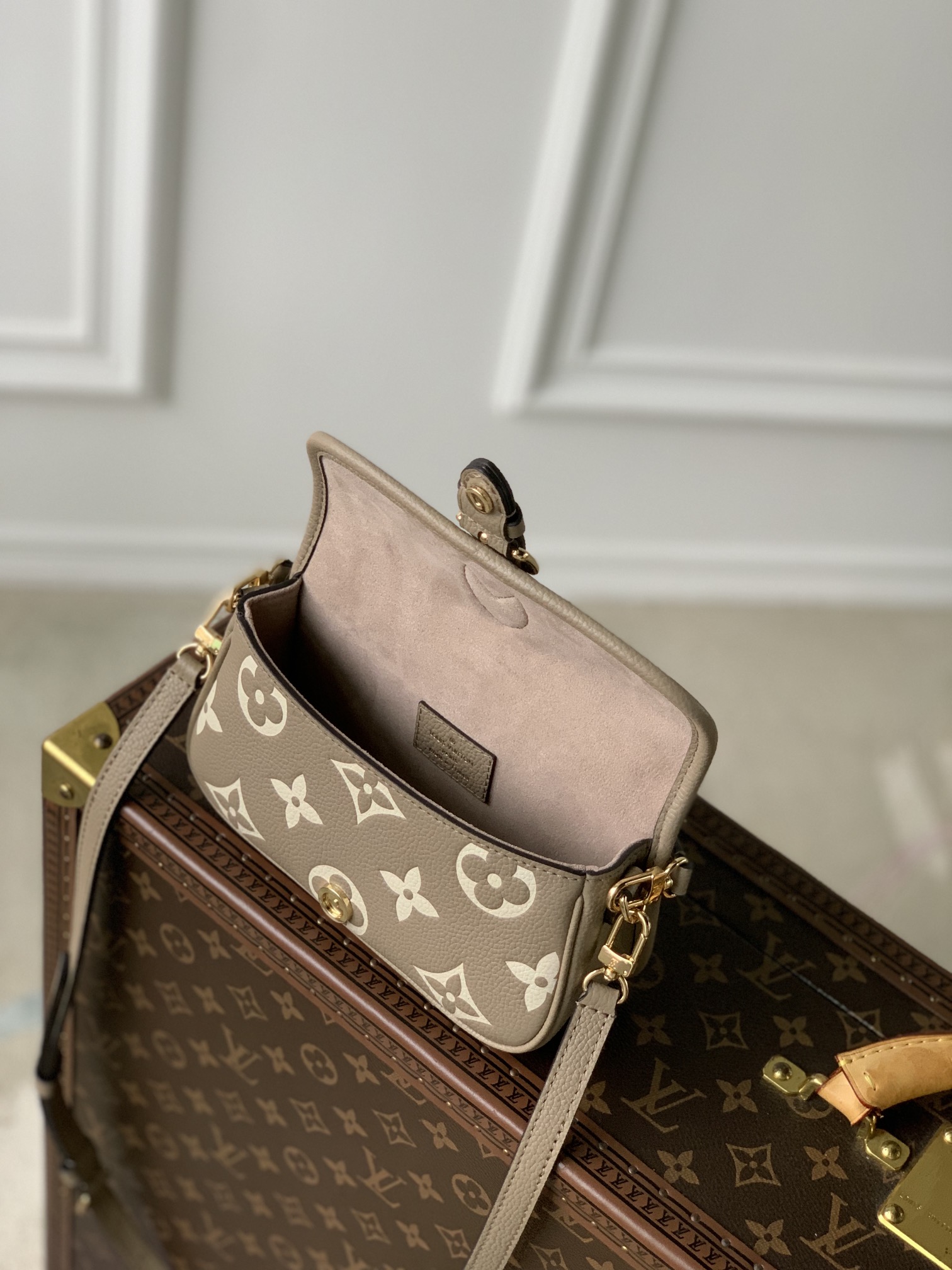 l0*is V*t0n nano diane handbags-m83566-19*10.5*6cm