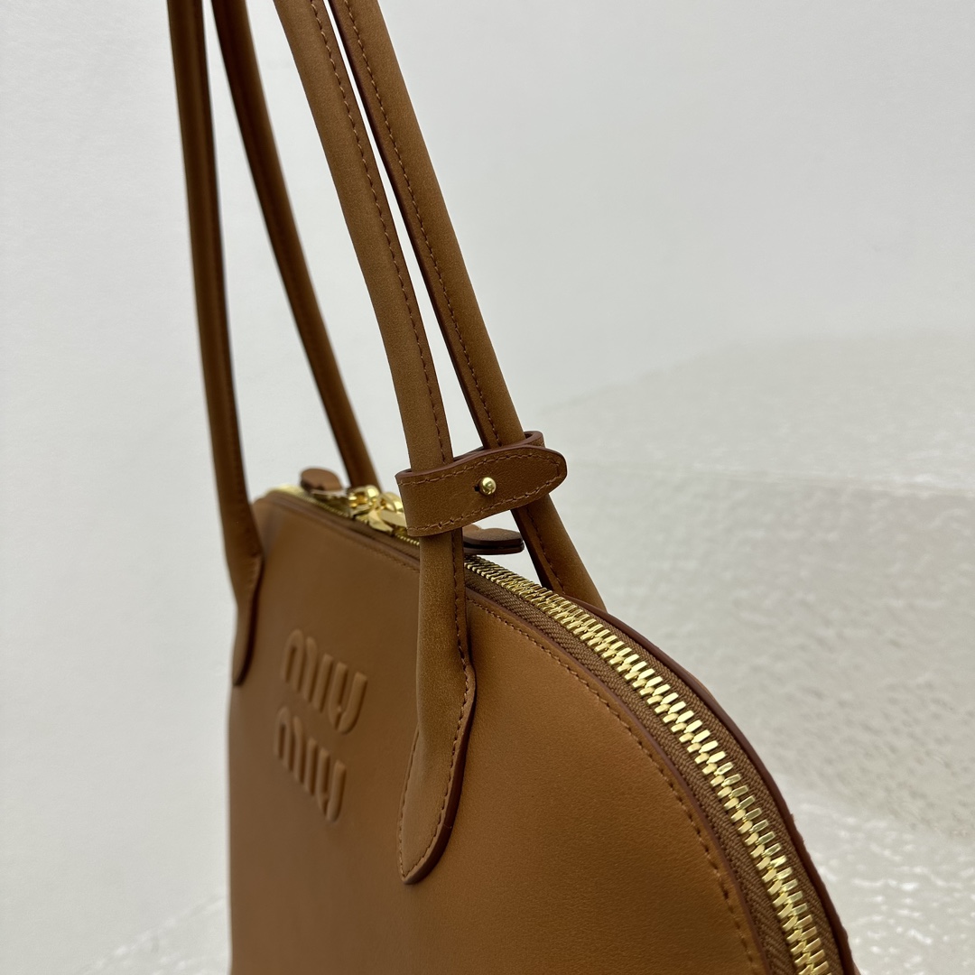 M*um*u casual style plain leather elegant style bridal logo-39*17*28cm