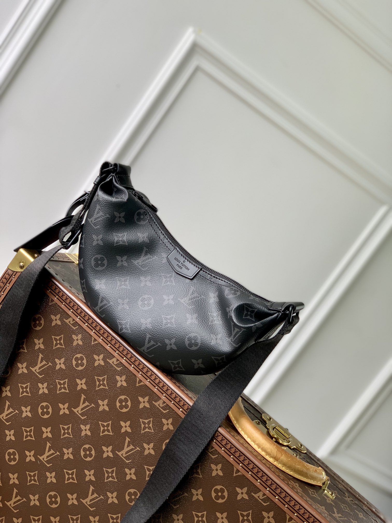 l0*is V*t0n hamac bag-28.5 x 15 x 8cm