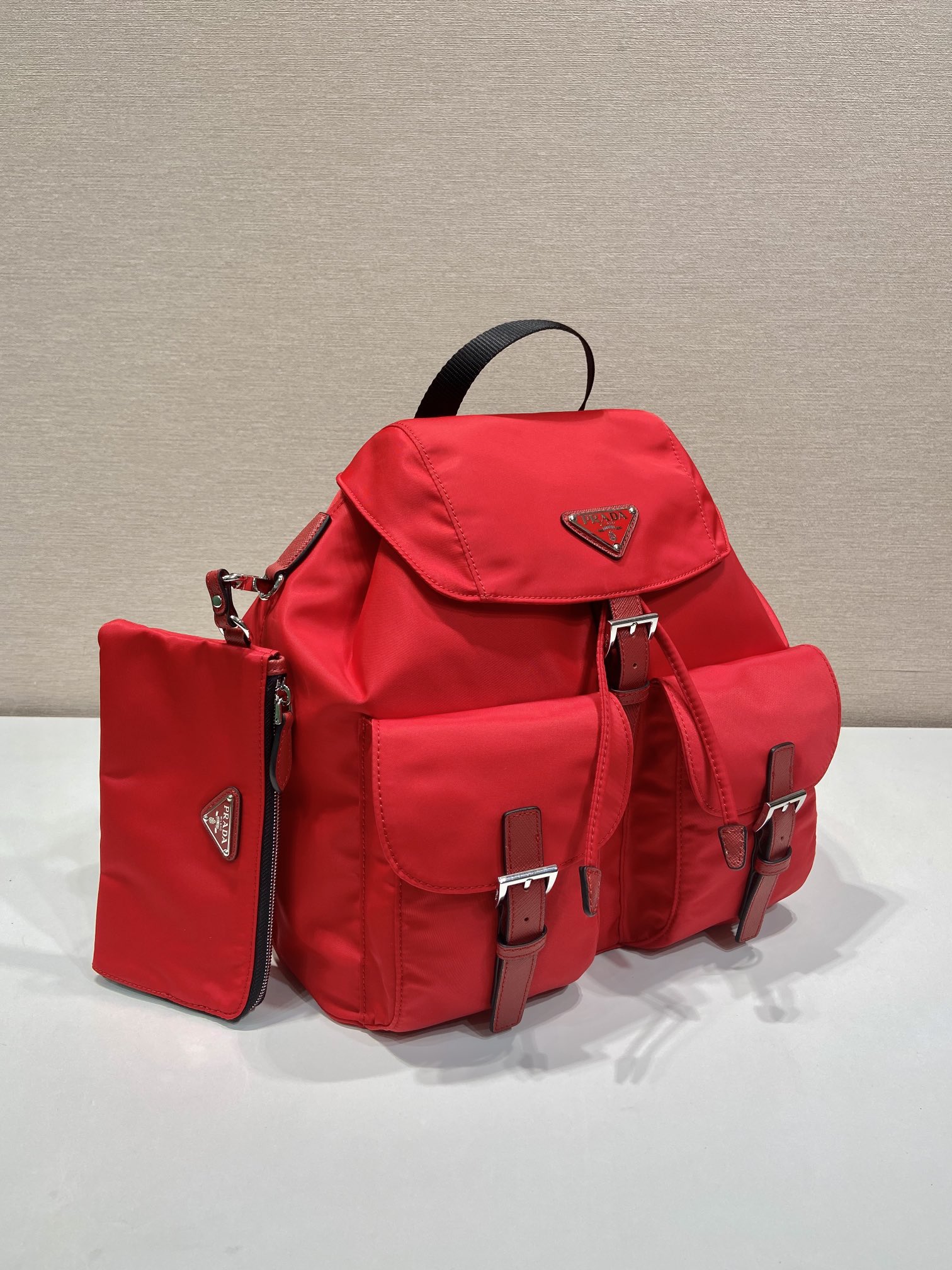 Pra*a backpack 1bz811-30*32*15cm