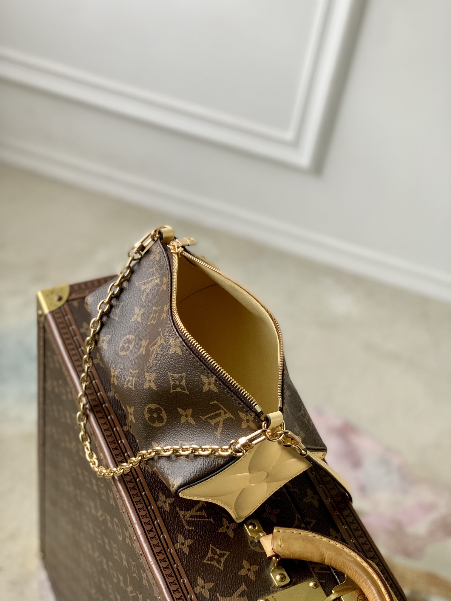 l0*is V*t0n bloom pouch-m11303-22.5*13*13cm