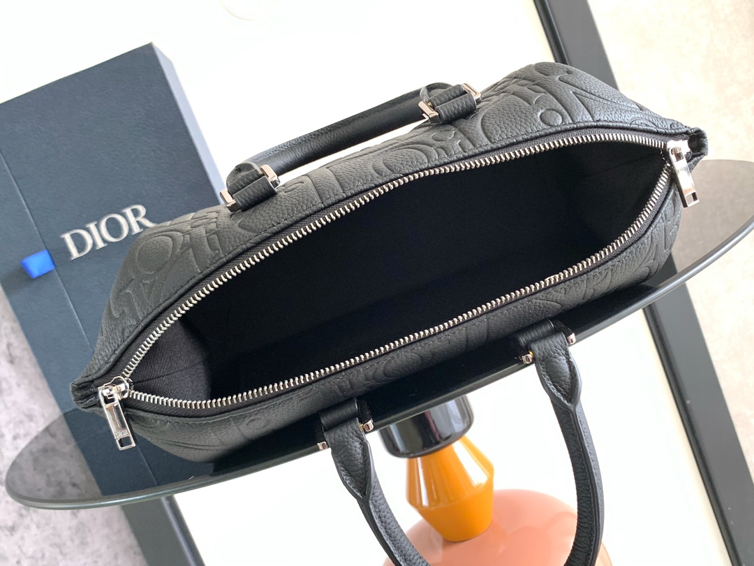 D*or weekender 25 handbags-31 x 18 x 12cm