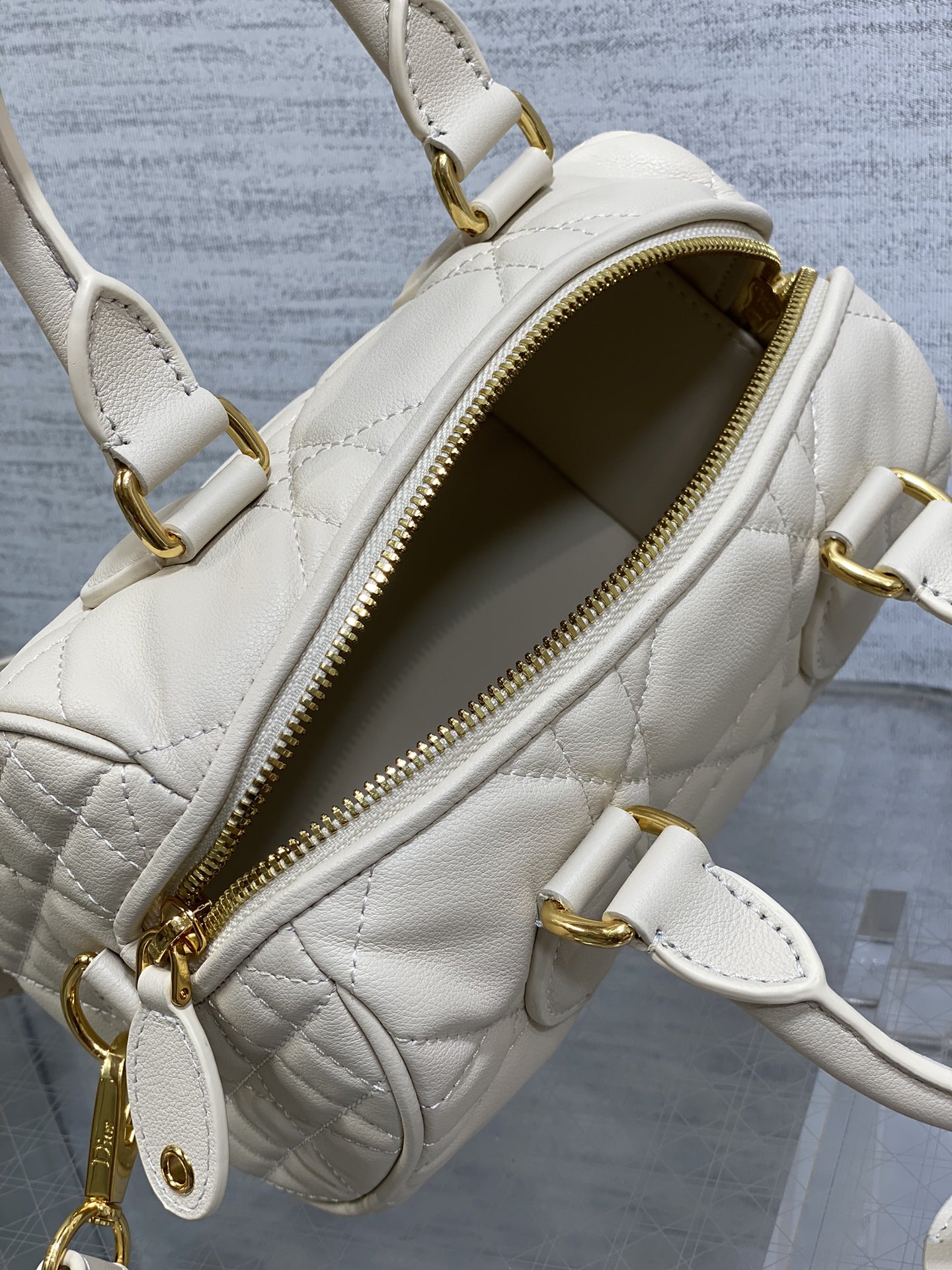 D*or groove bag-20.5*13.5*12cm