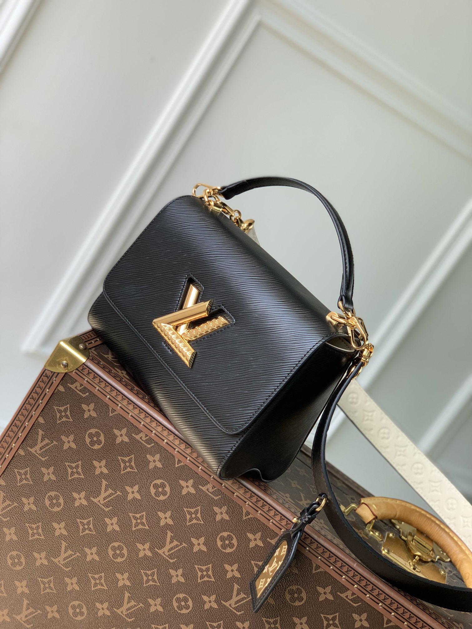 l0*is V*t0n twist mm bloom bag-m25360-23*17*9.5cm