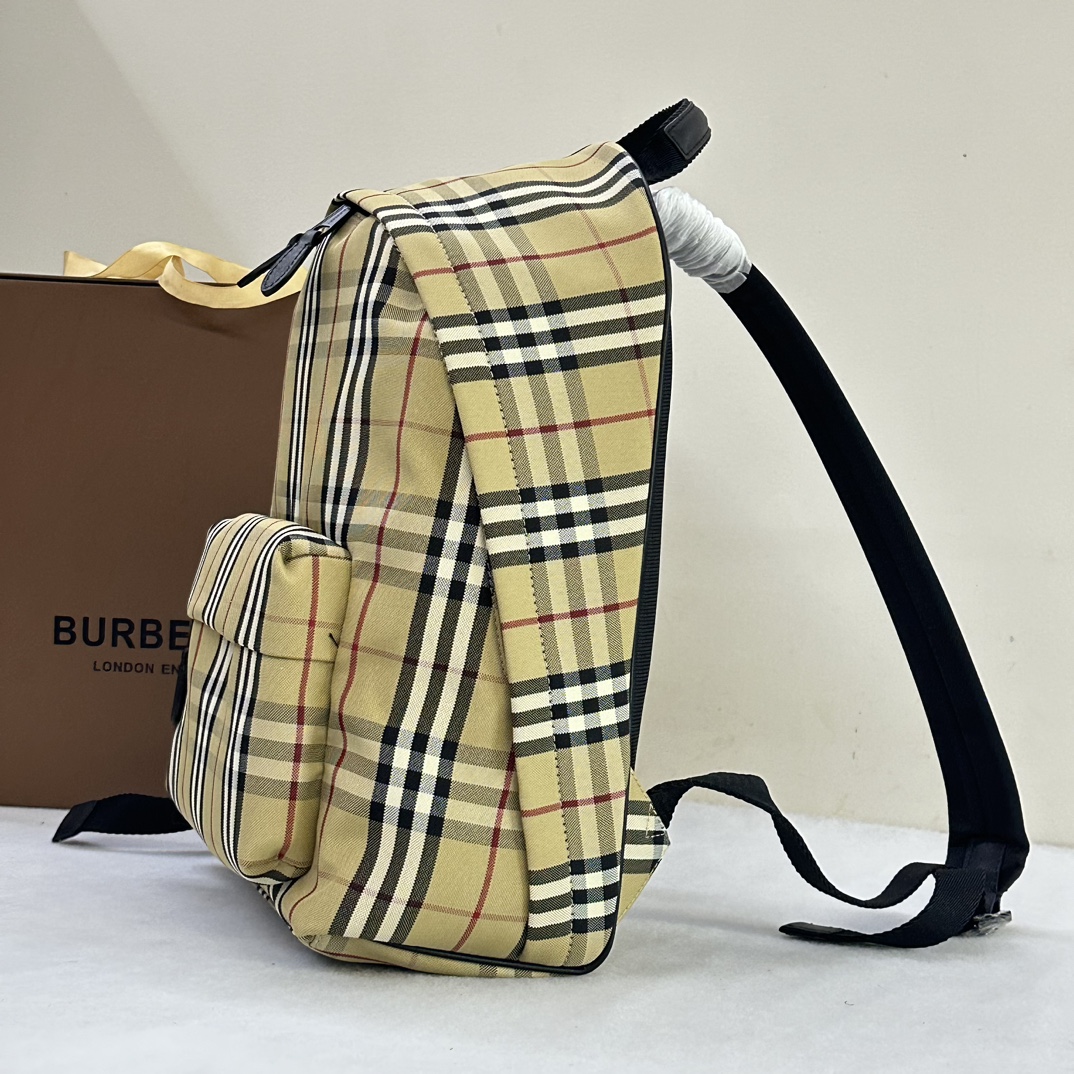 B**rry backpack-30.5 x 14.5 x 42.5cm