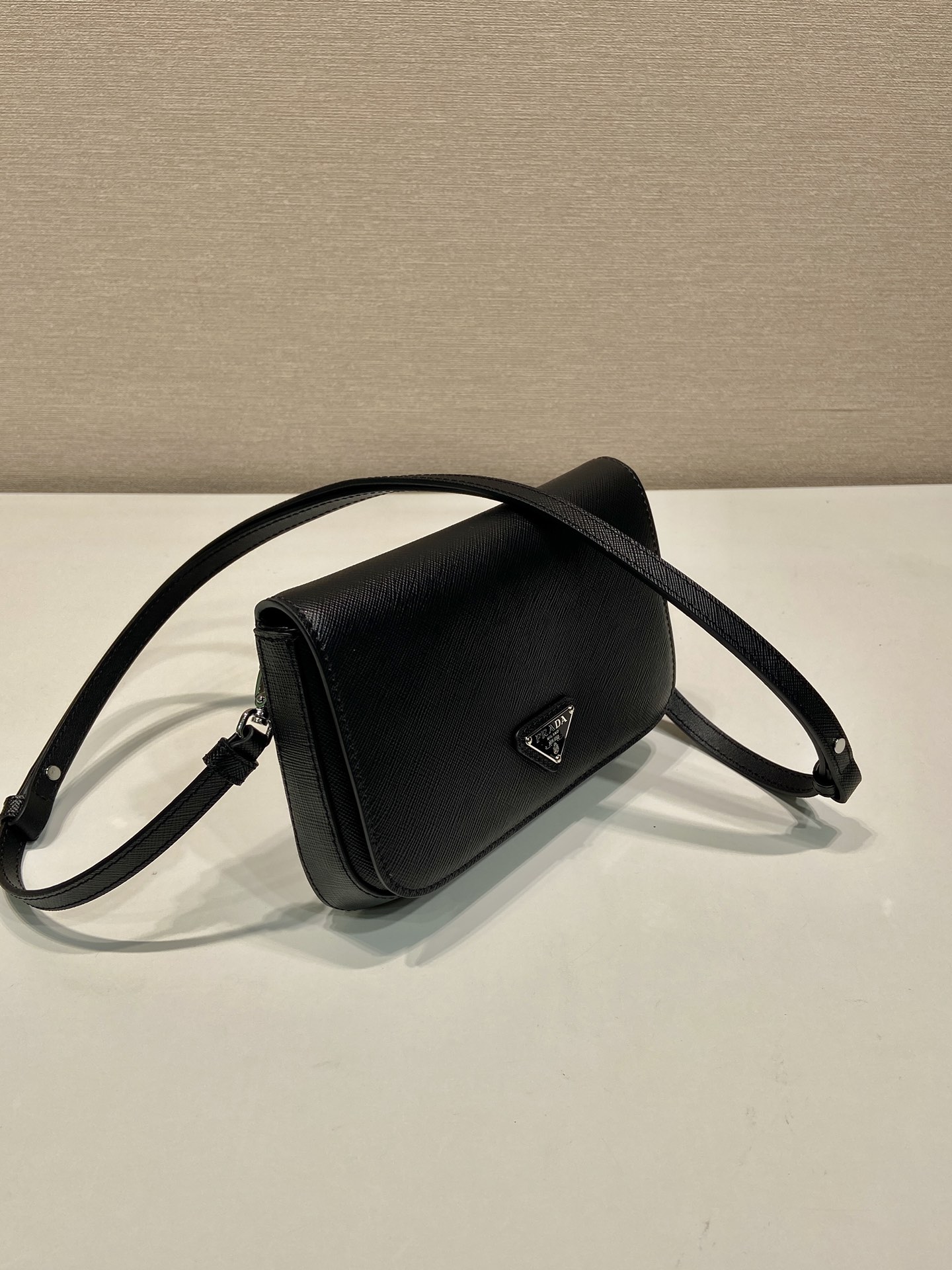 Pra*a shoulder 2vd061 bag-18*12.5*2.5cm