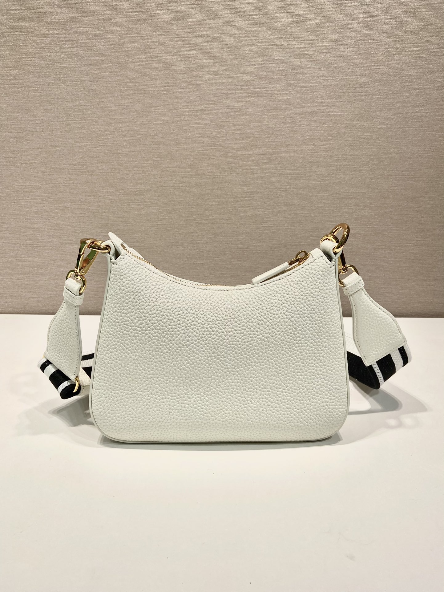 Pra*a leather shoulder bag-1bh193-24*18*6cm