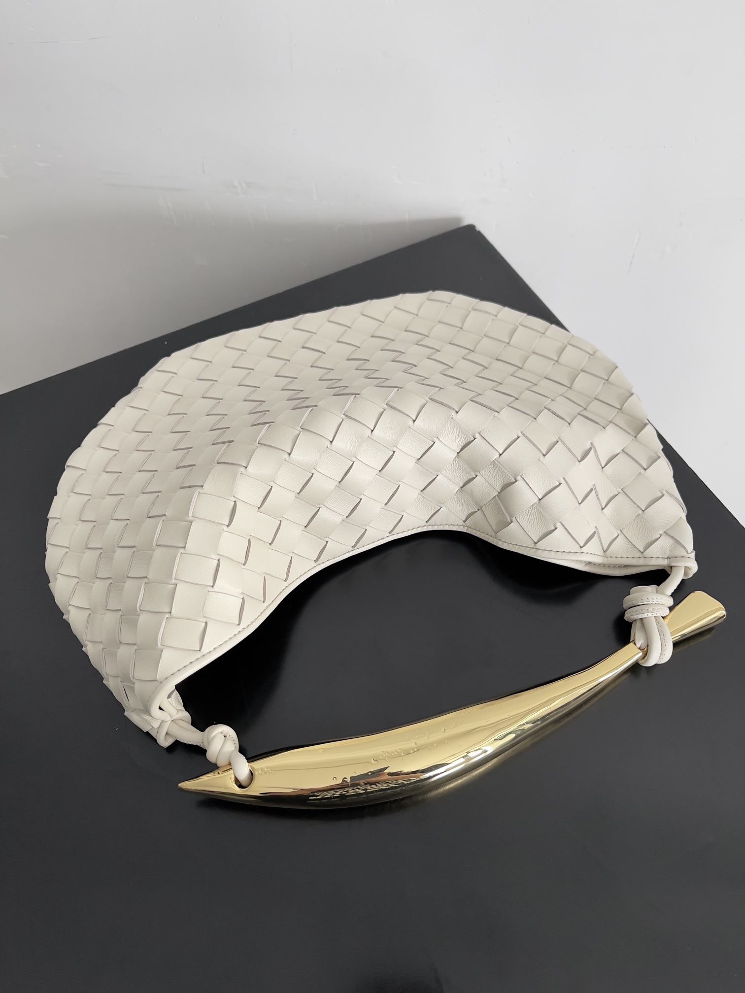 b0tt*ga Ven*ta sardine bag-36*3*24cm