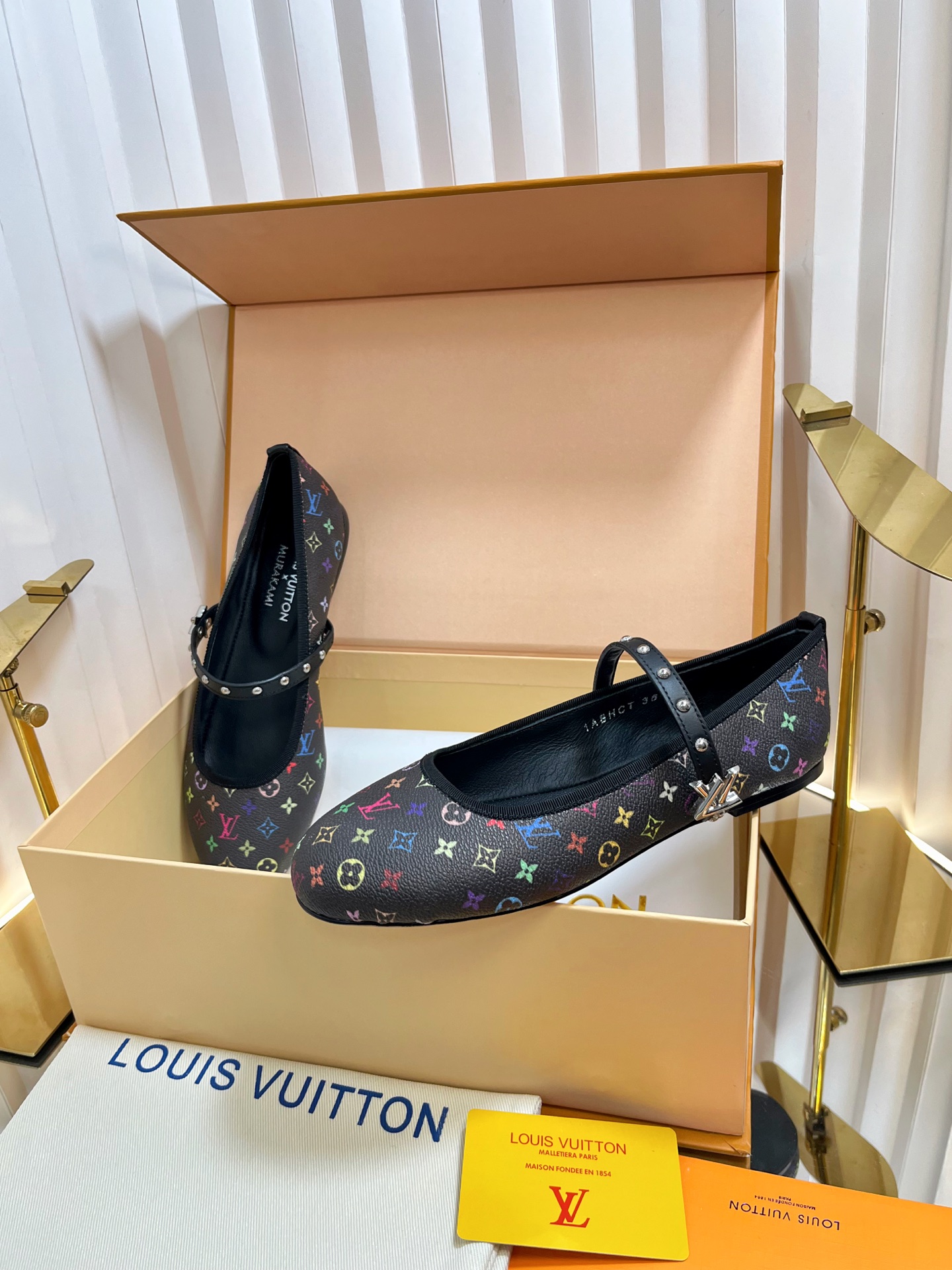 l0vis Vvtt0n romy flat ballerina takashi murakami black(women