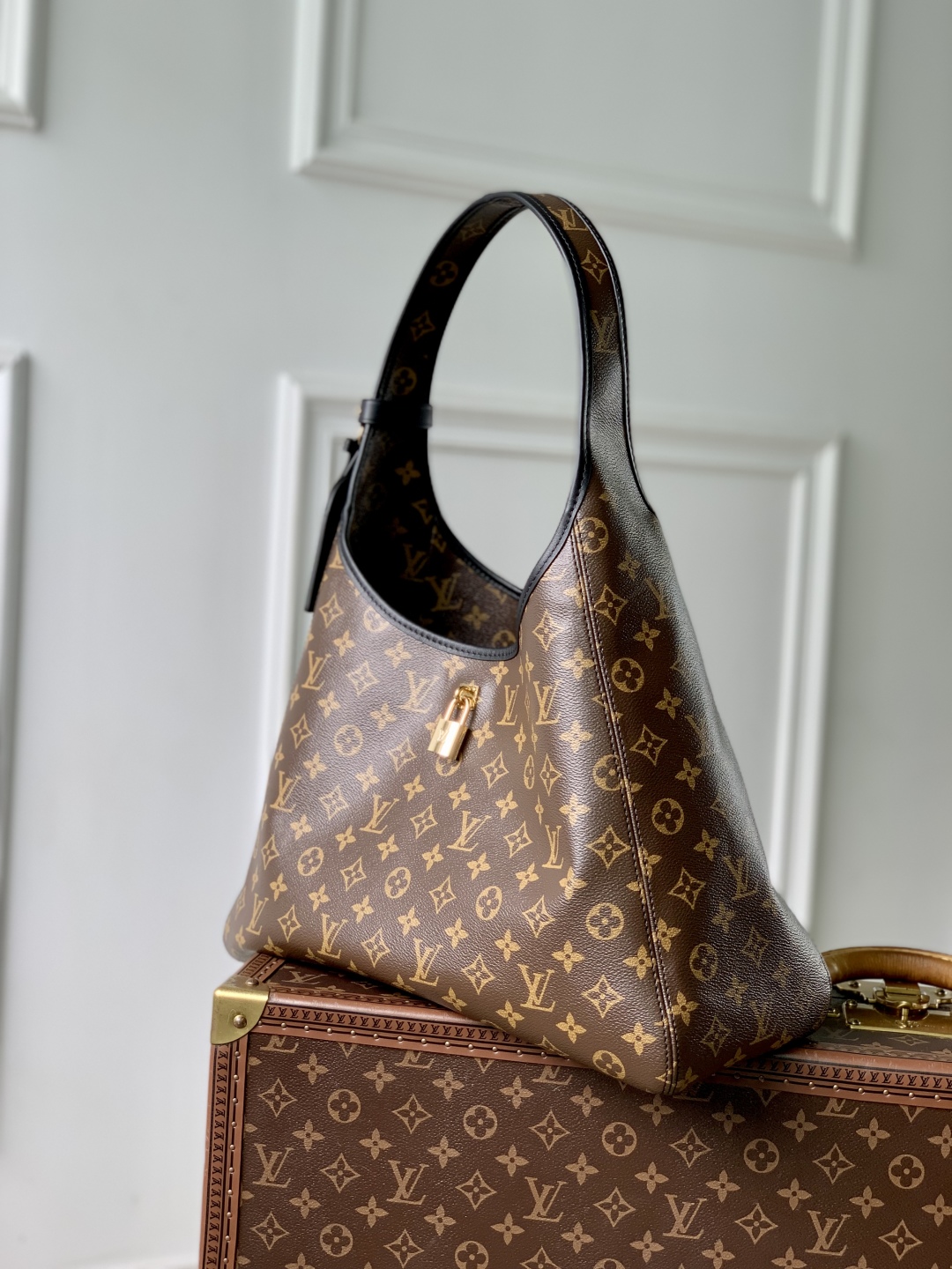 l0vis Vvtt0n the drop bga-m12940-42 × 23 × 17cm