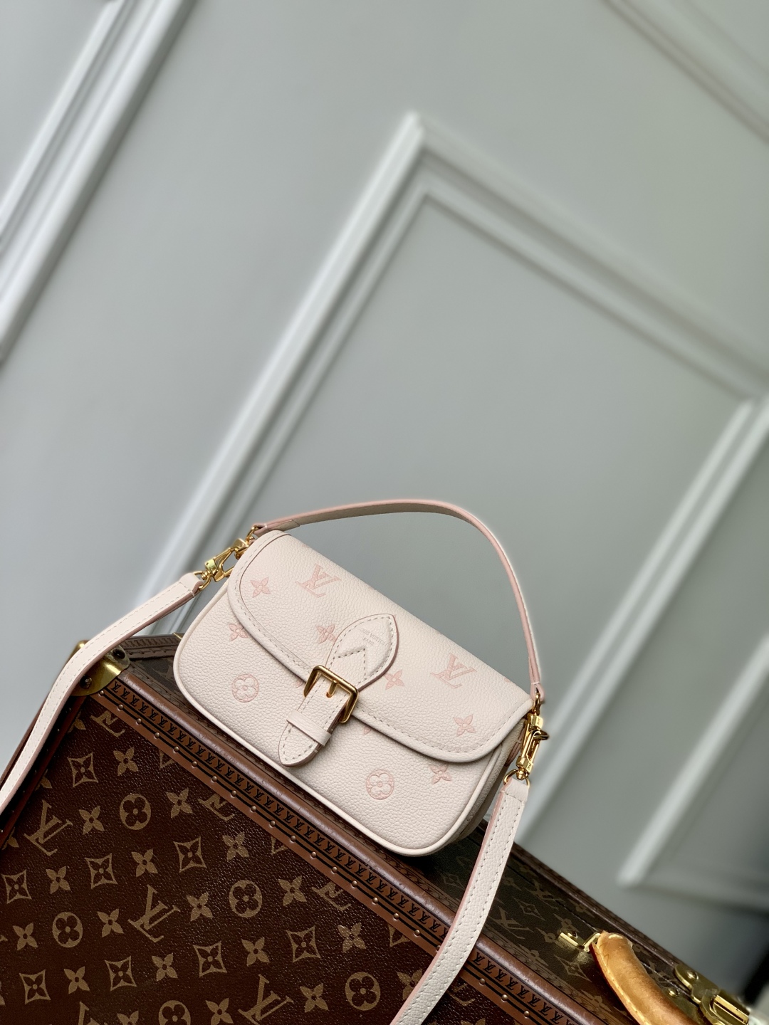 l0vis Vvtt0n nano diane handbags-m83566-19*10.5*6cm