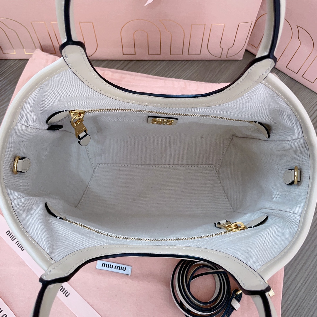M1um1u lvy tote-23x13x7cm